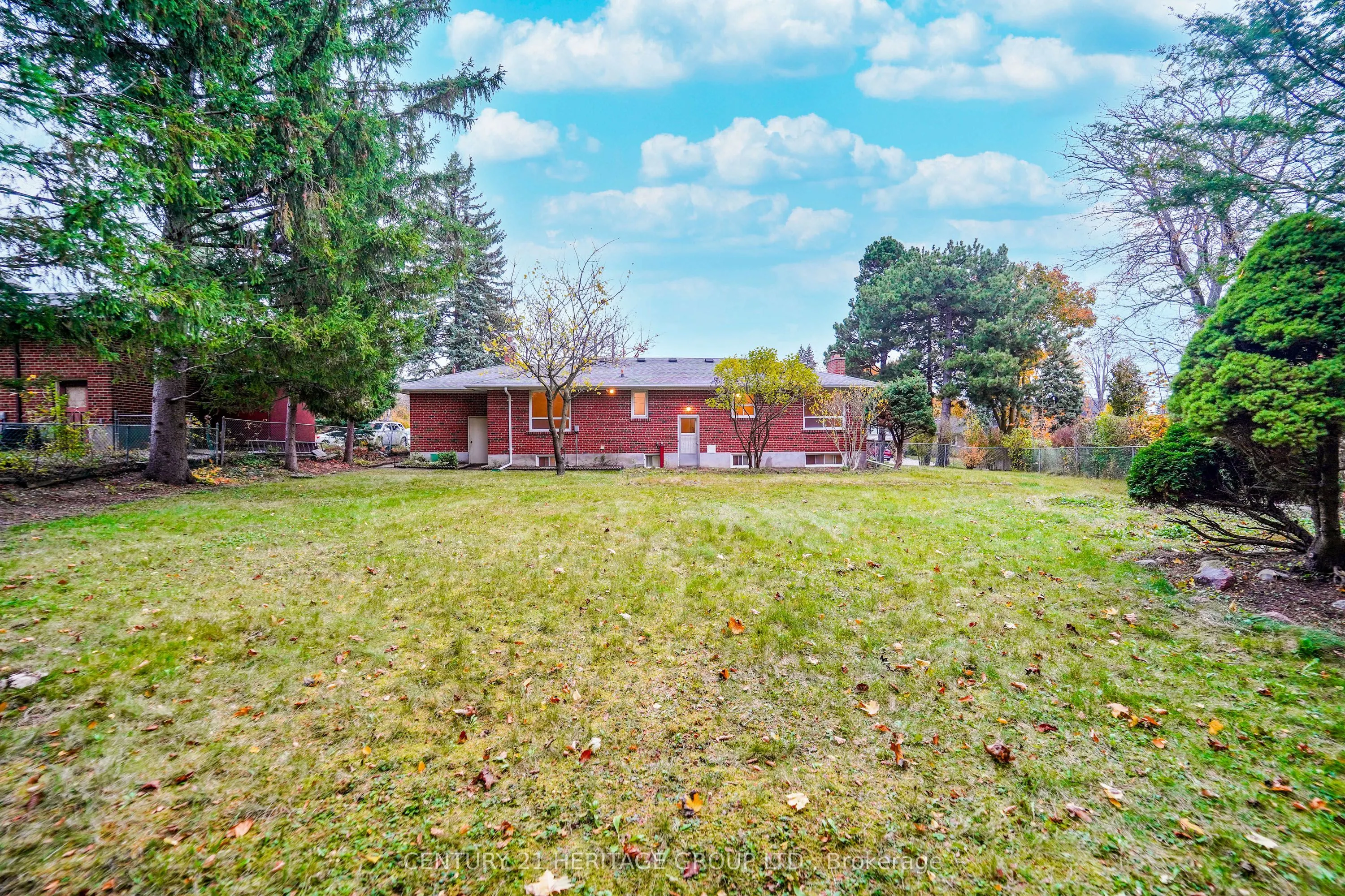 35 Caswell Drive