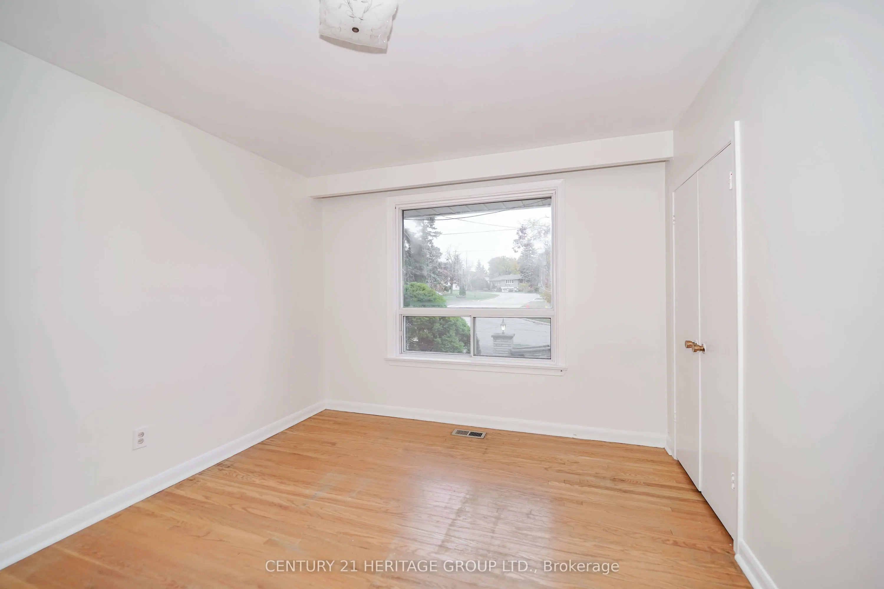 35 Caswell Drive