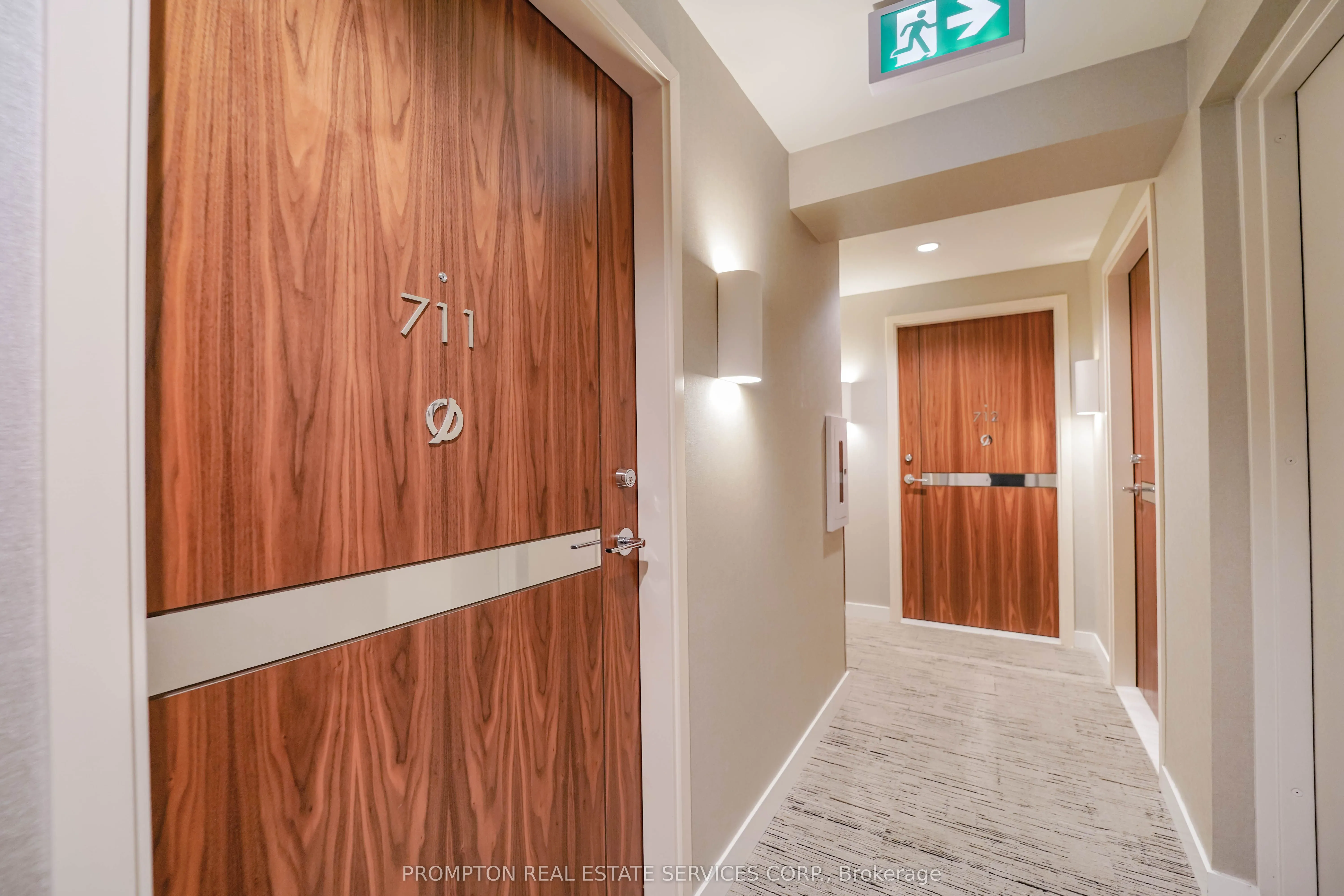 85 McMahon Drive, #711