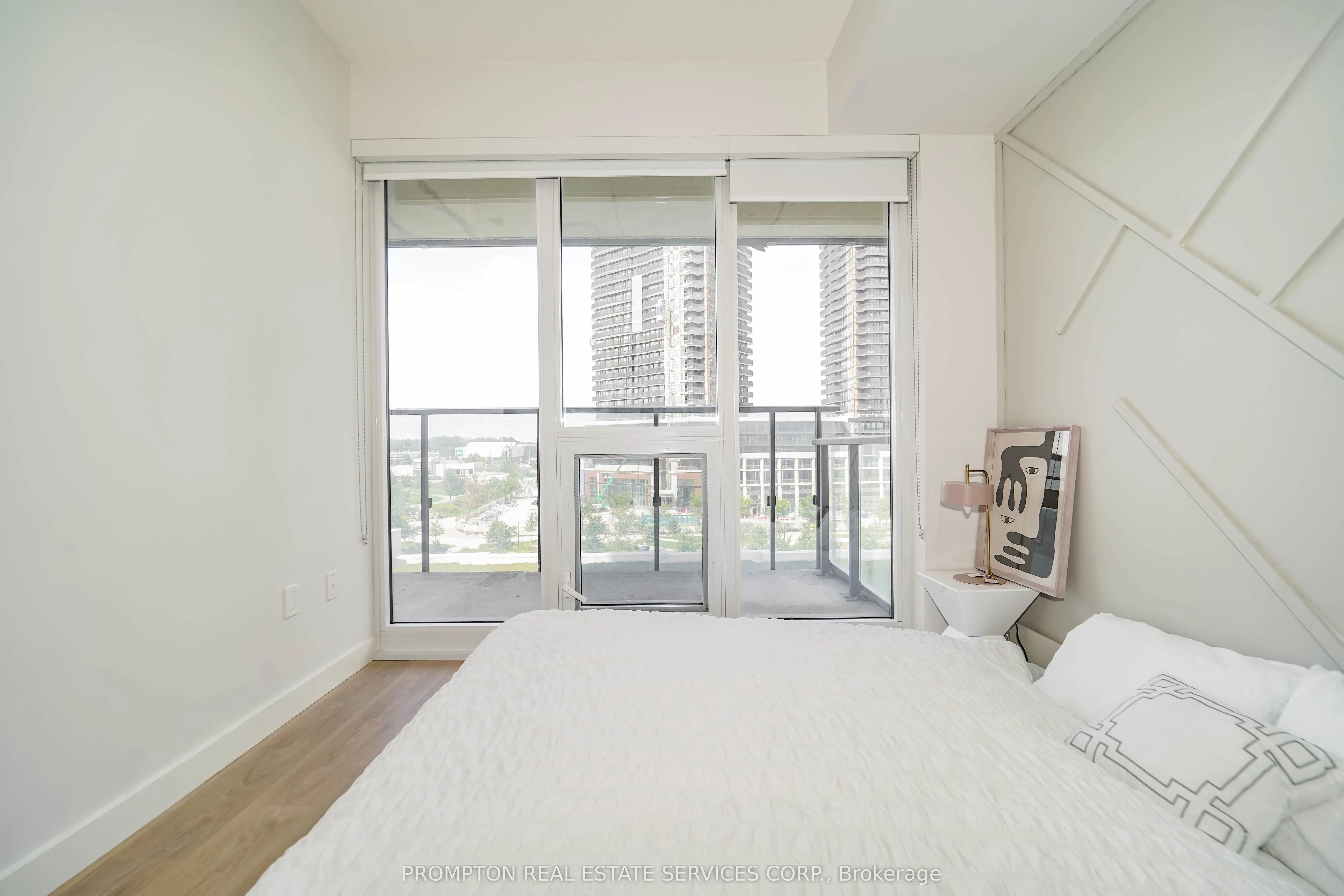 85 McMahon Drive, #711