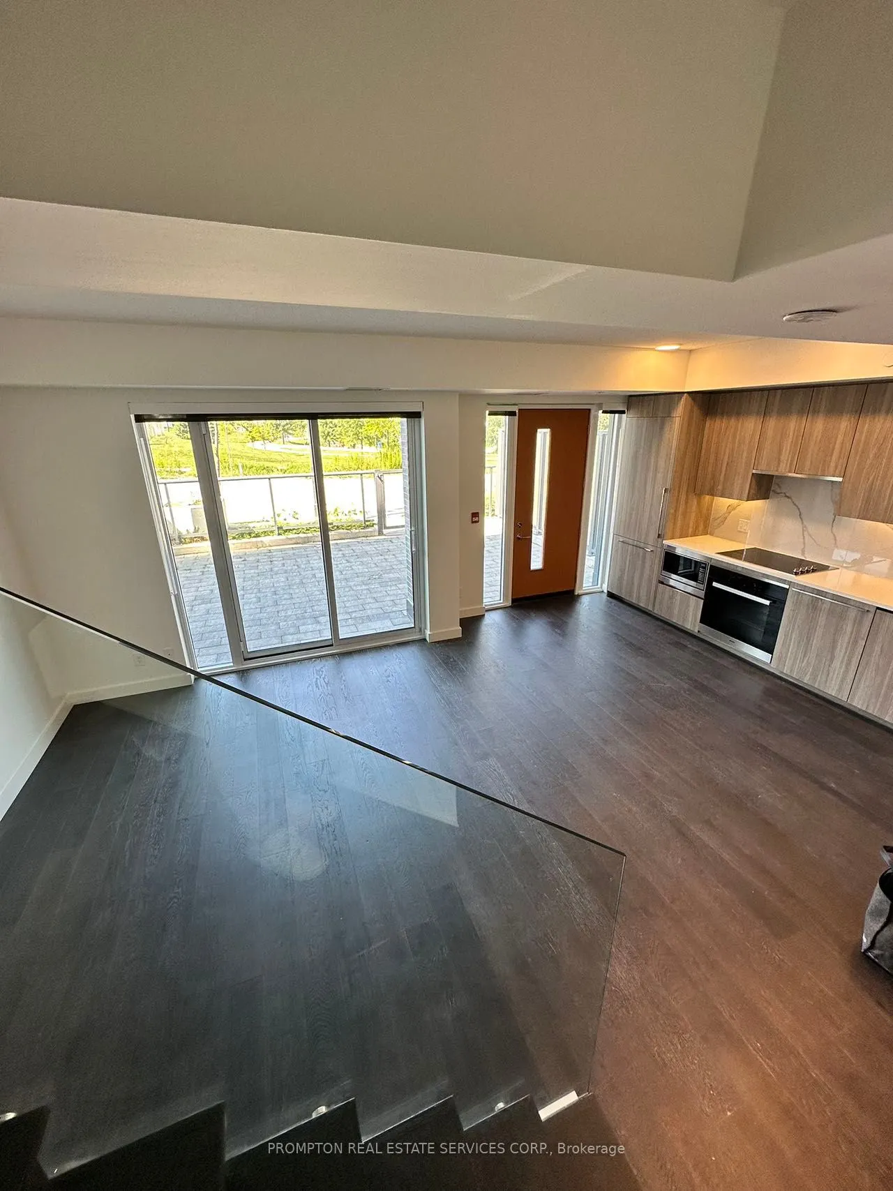35 McMahon Drive, #villa105