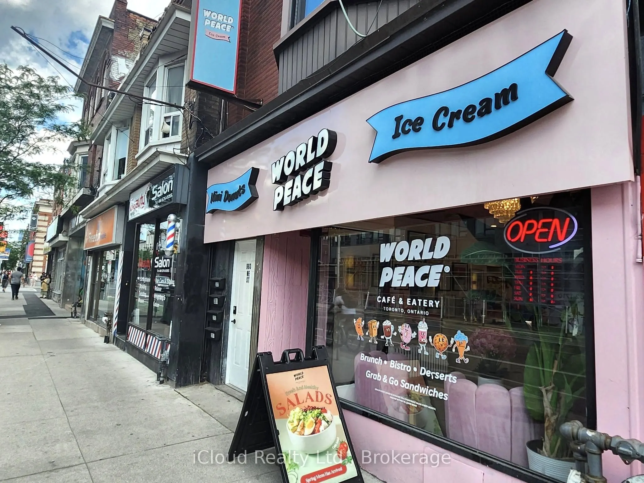 993 Bloor Street W