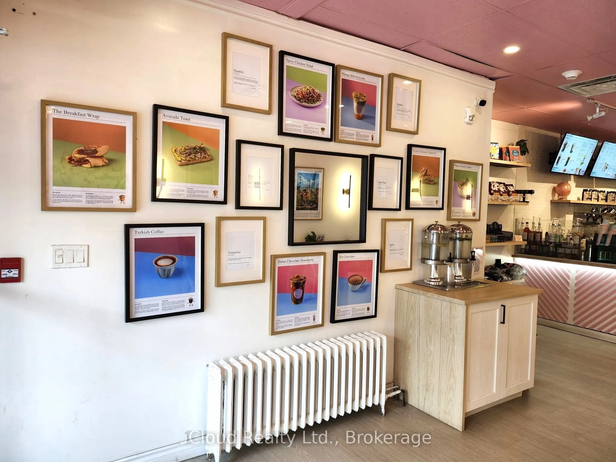 993 Bloor Street W