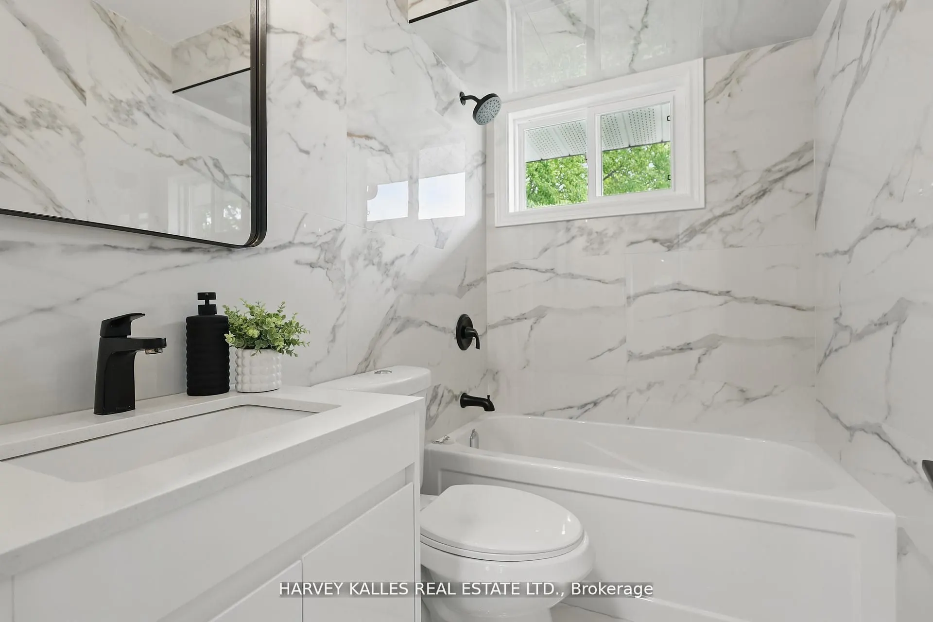 1 Vanity Court, #Upper