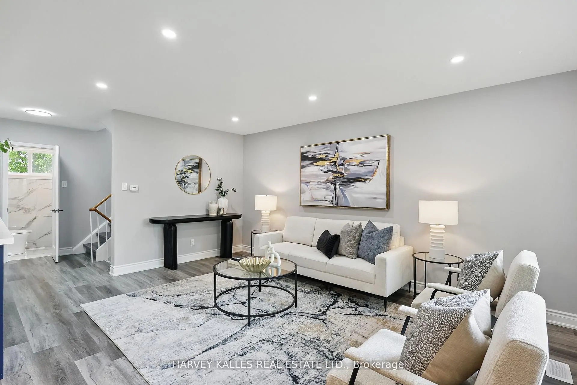 1 Vanity Court, #Upper
