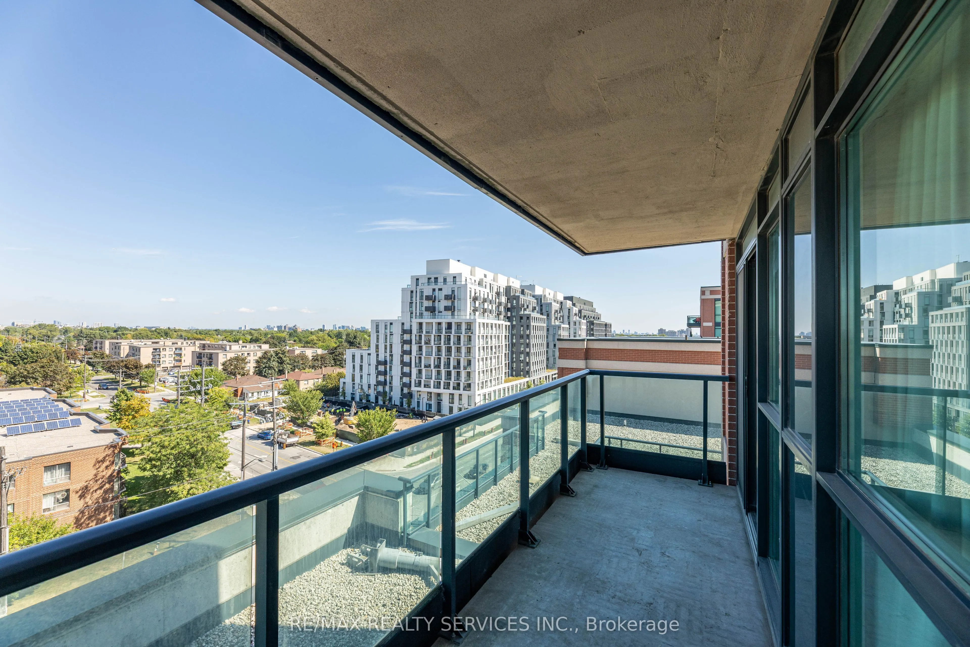 525 Wilson Avenue, #824