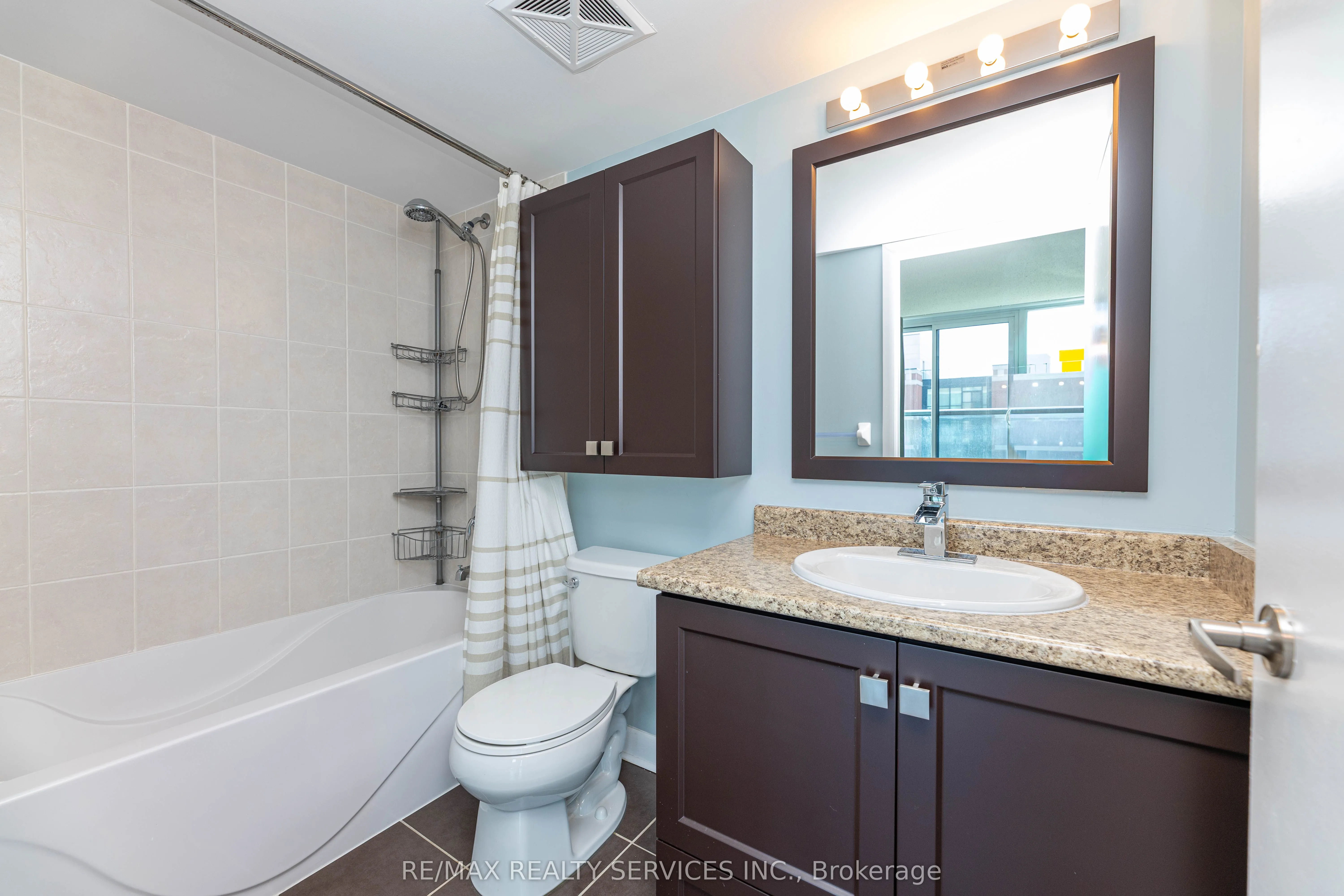 525 Wilson Avenue, #824