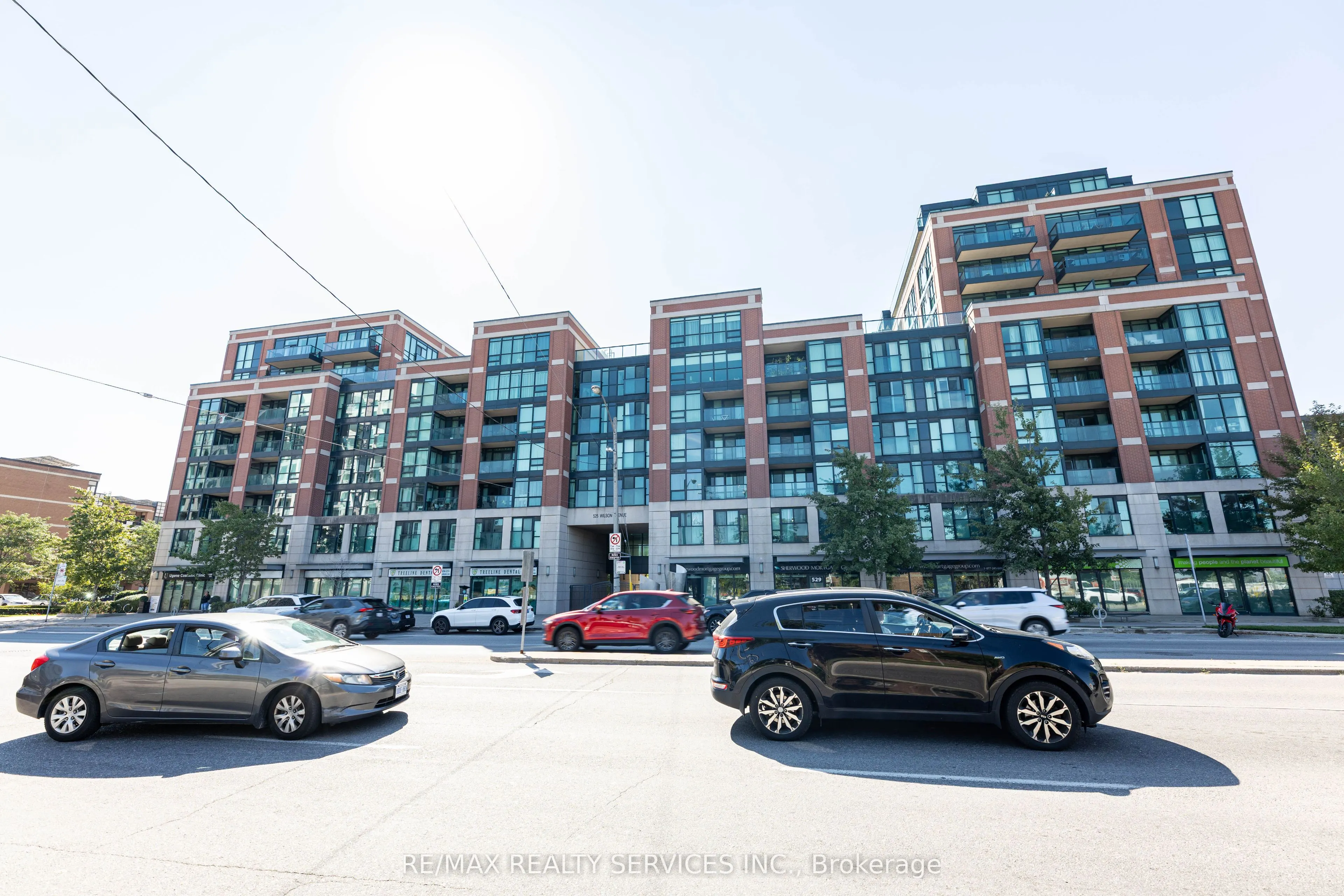 525 Wilson Avenue, #824