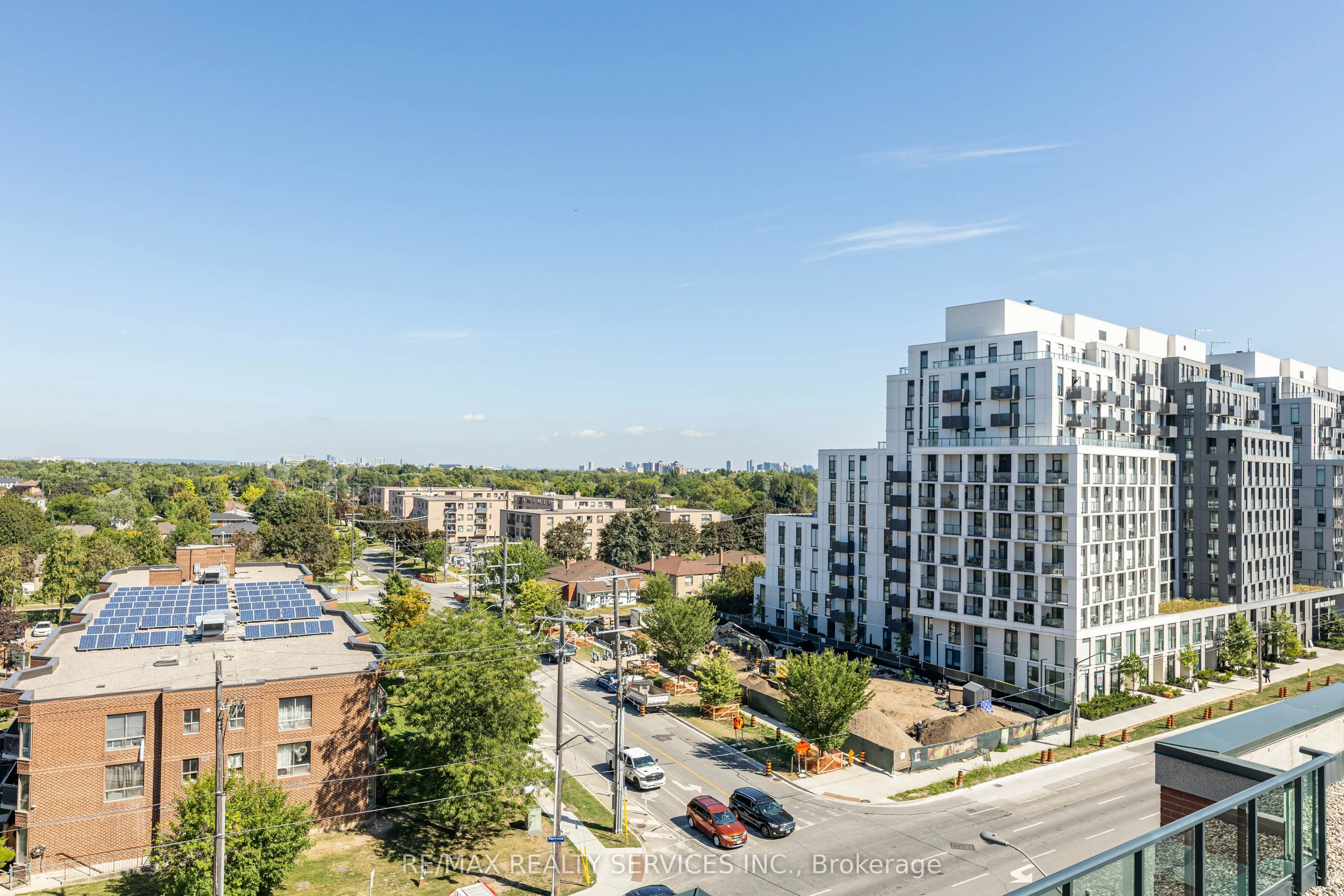 525 Wilson Avenue, #824