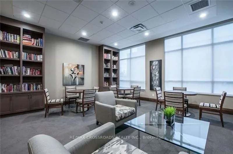 35 Hollywood Avenue, #1609