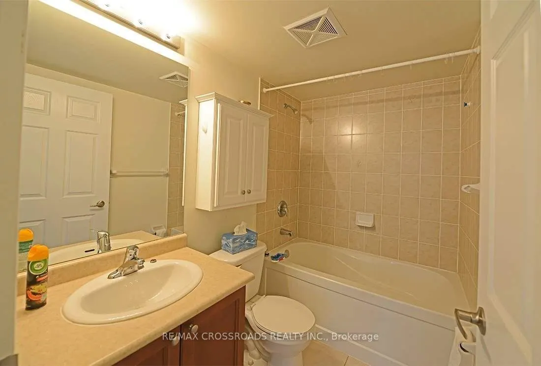 35 Hollywood Avenue, #1609