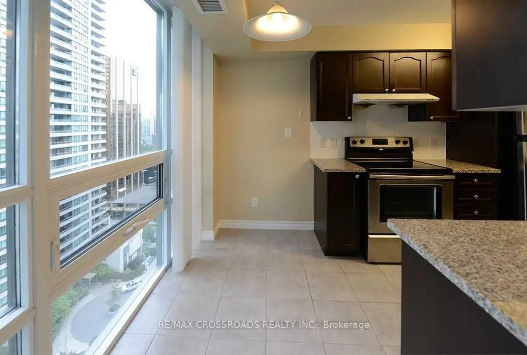 35 Hollywood Avenue, #1609