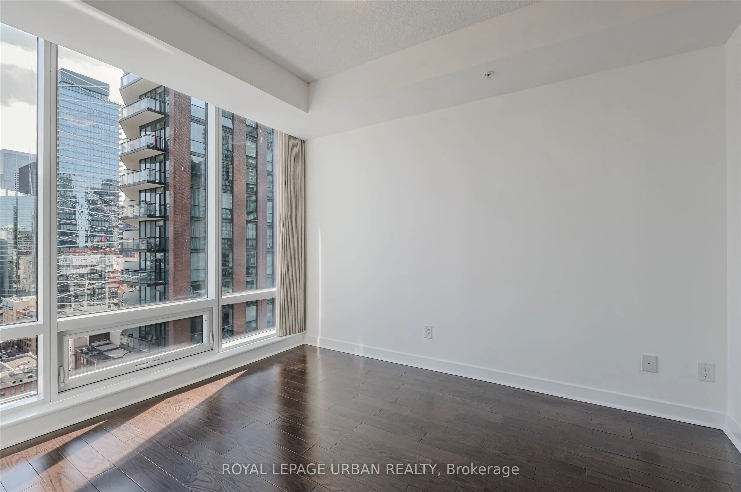 295 Adelaide Street W, #2204