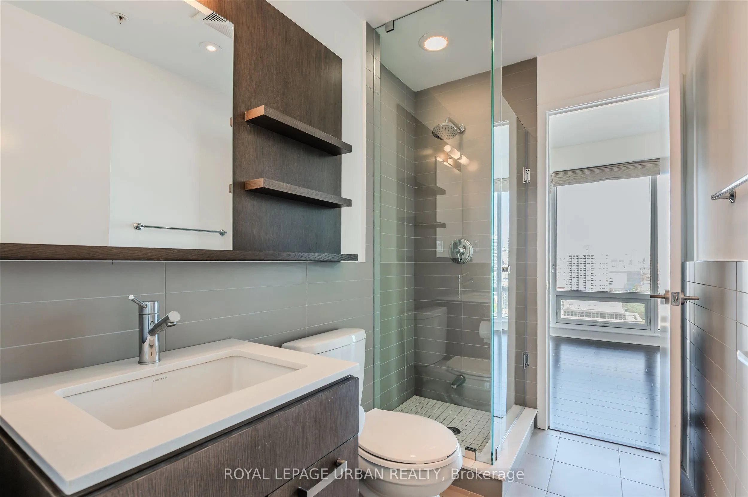 295 Adelaide Street W, #2204