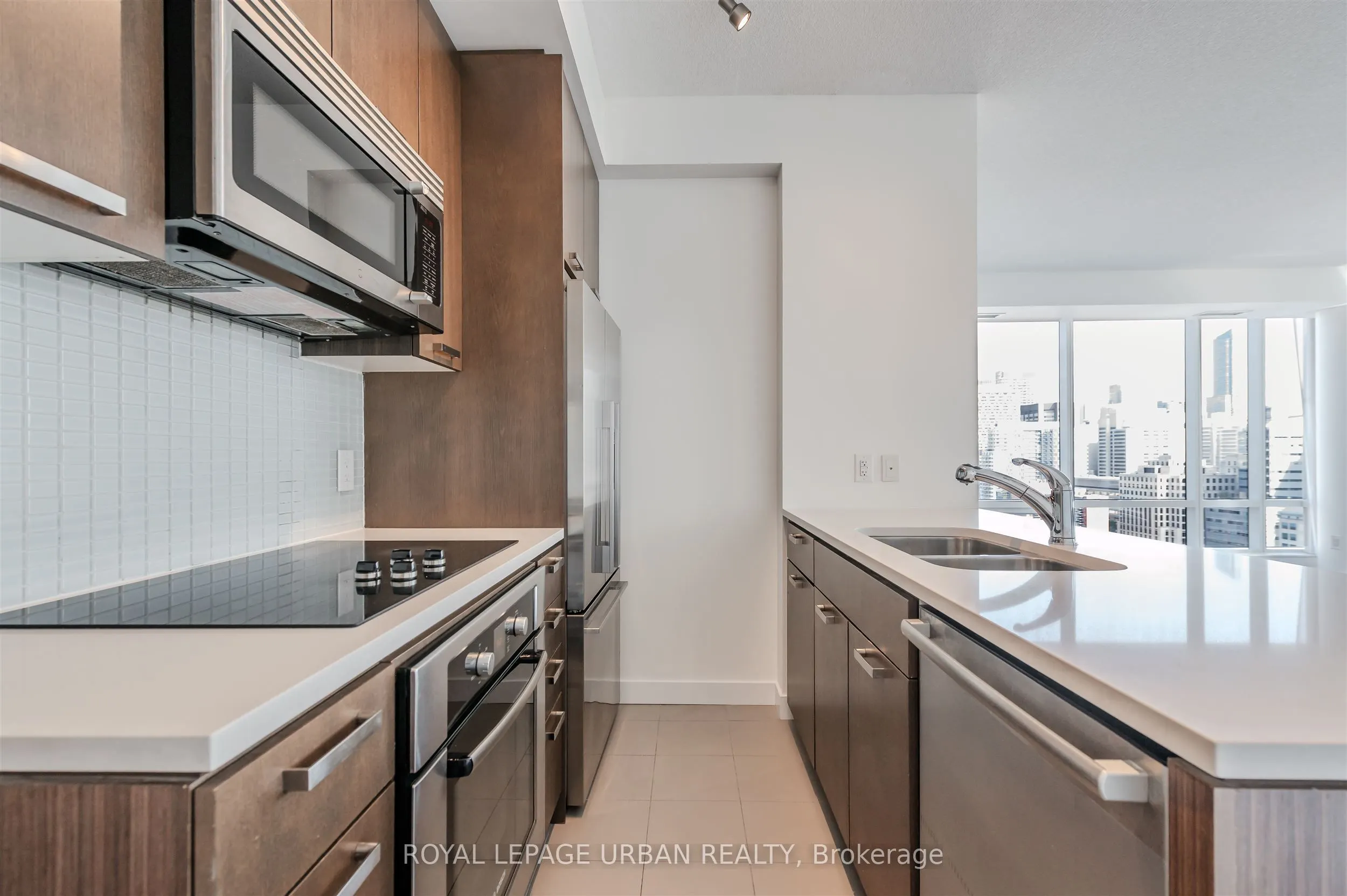 295 Adelaide Street W, #2204
