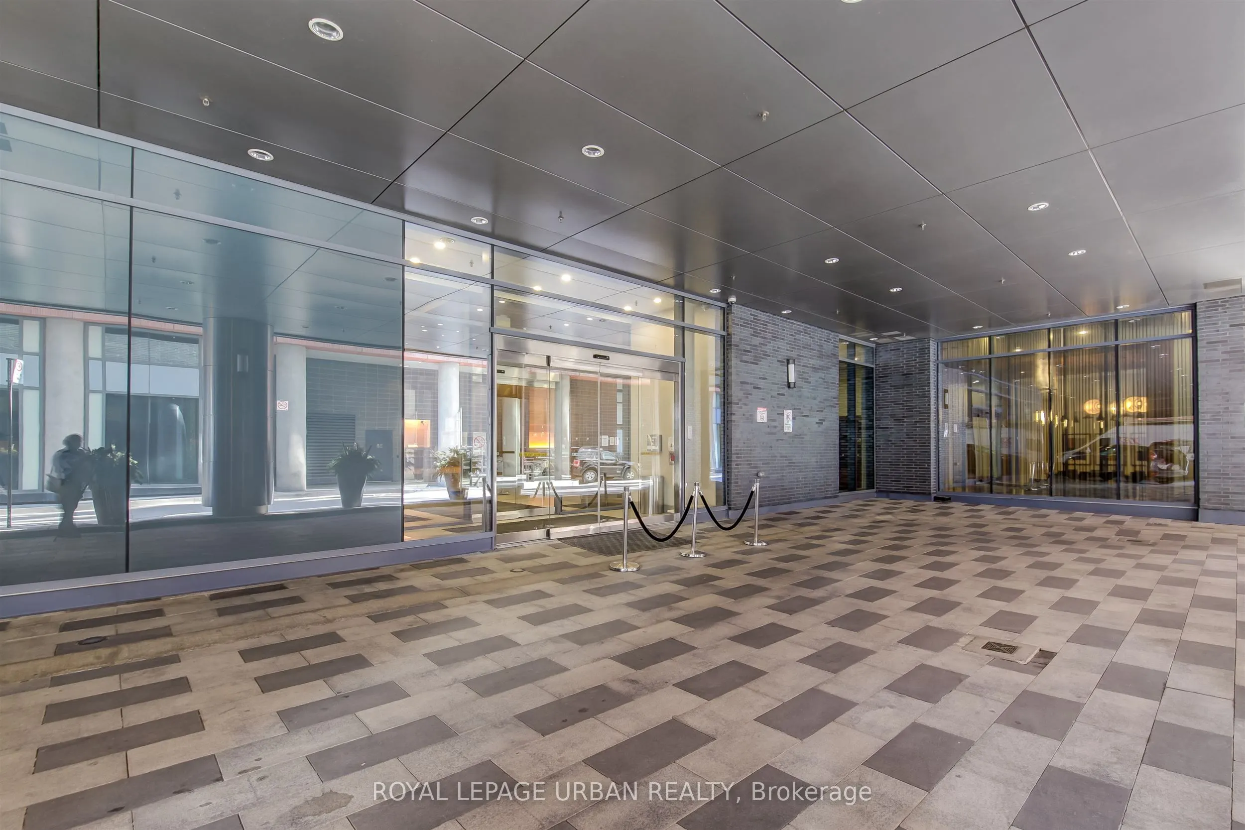 295 Adelaide Street W, #2204