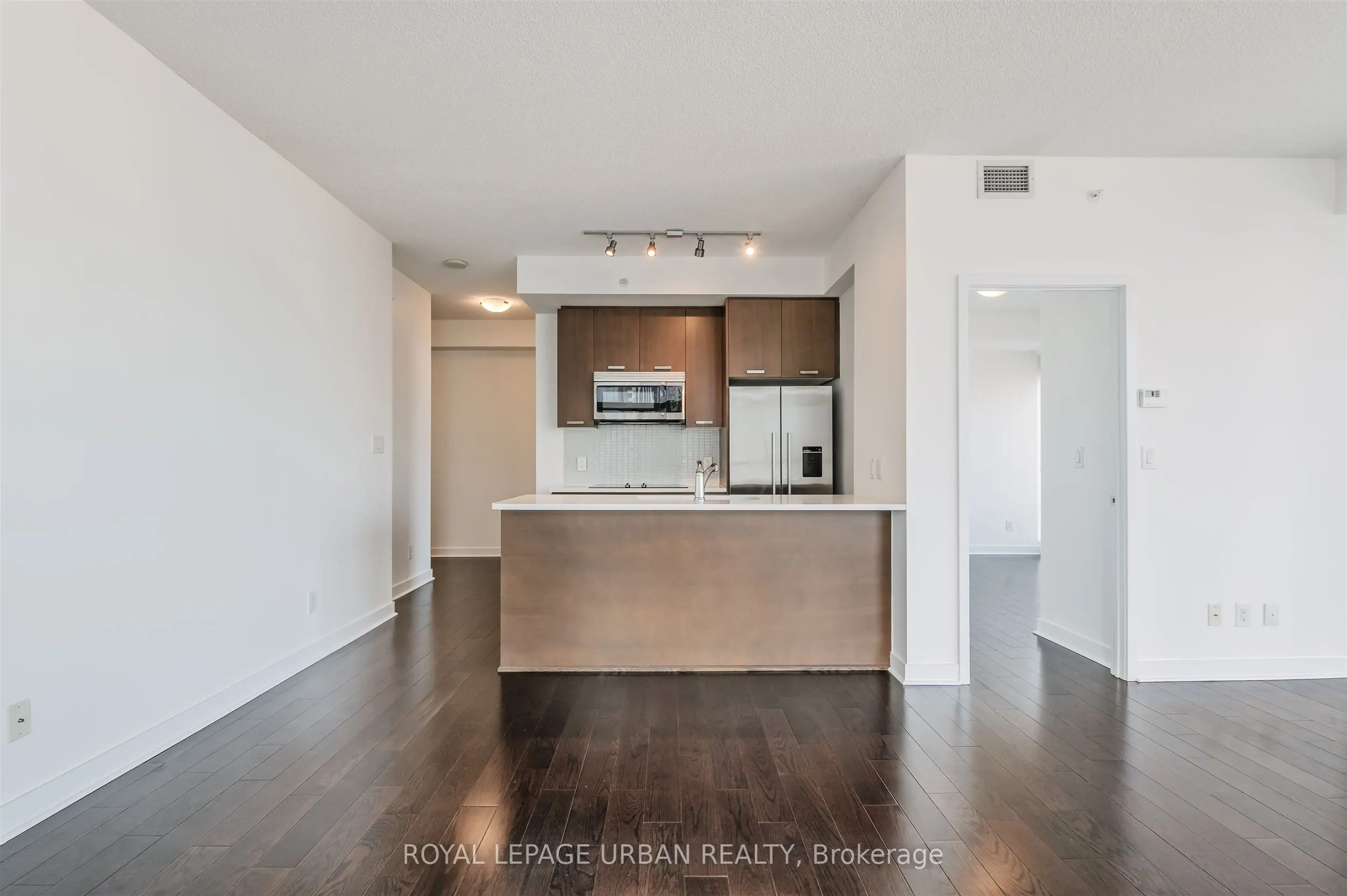 295 Adelaide Street W, #2204