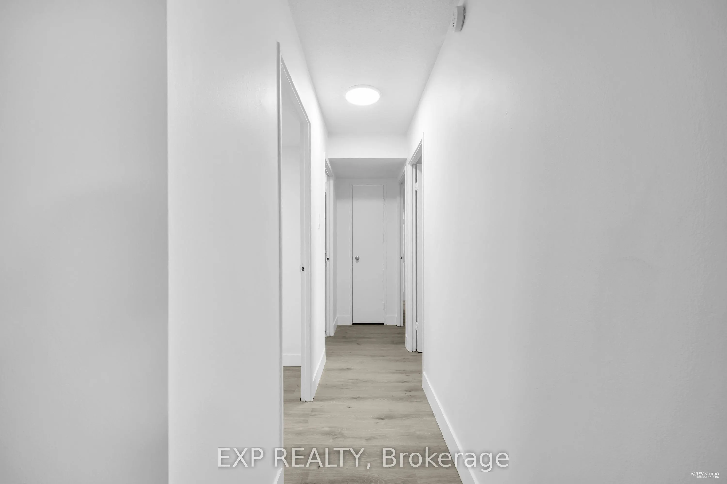 45 Sunrise Avenue, #907