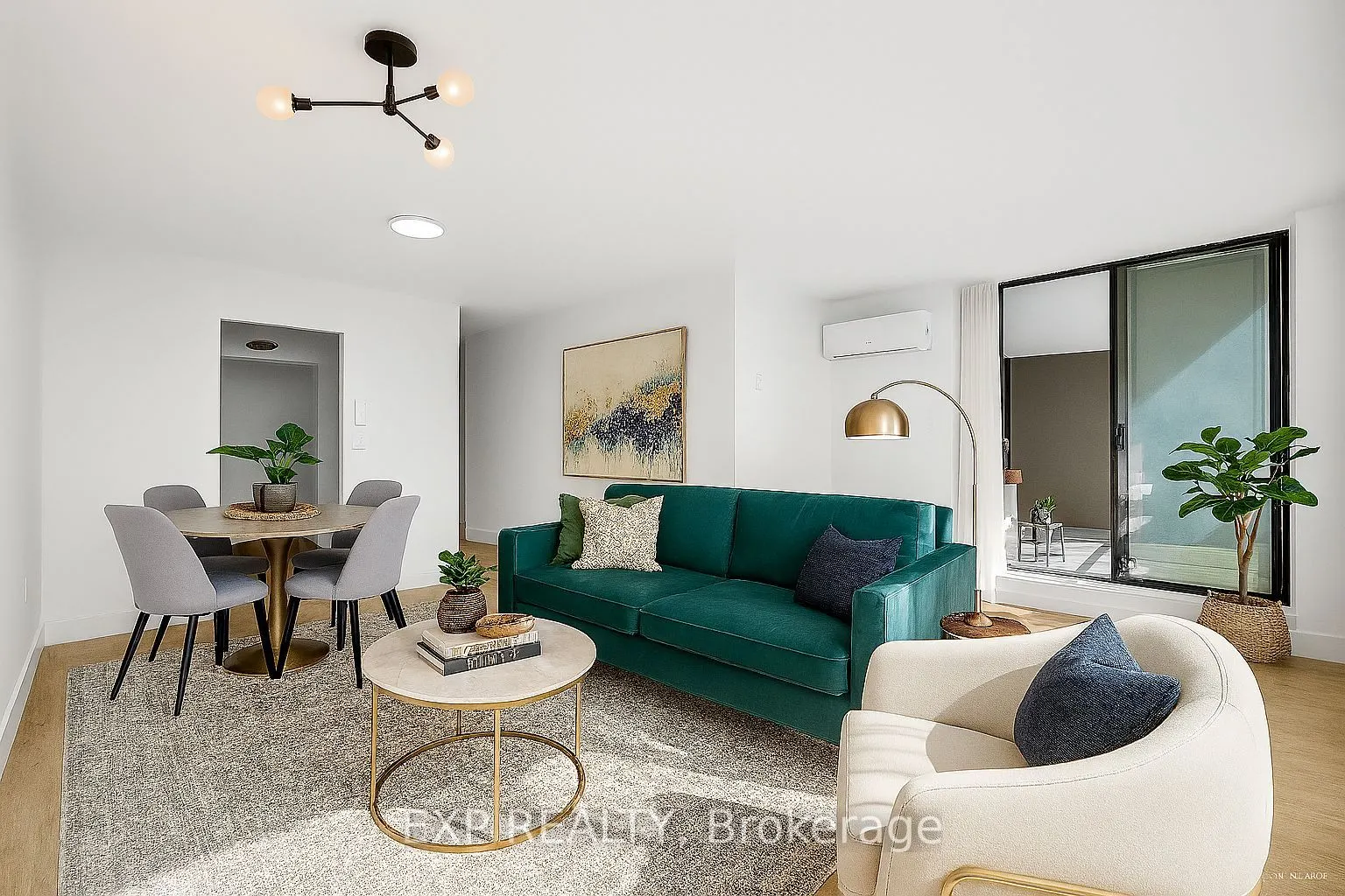 45 Sunrise Avenue, #907