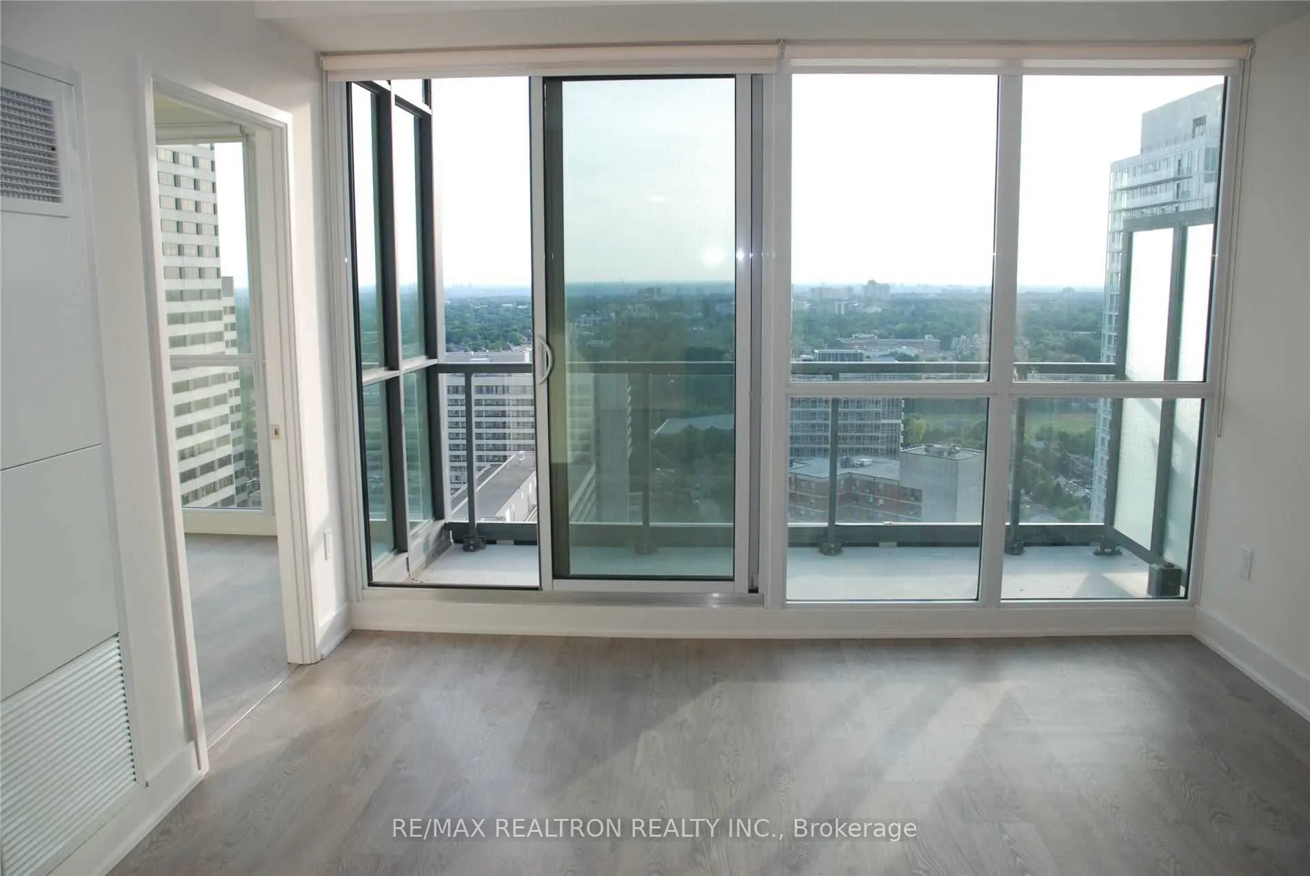 30 Roehampton Avenue, #3003