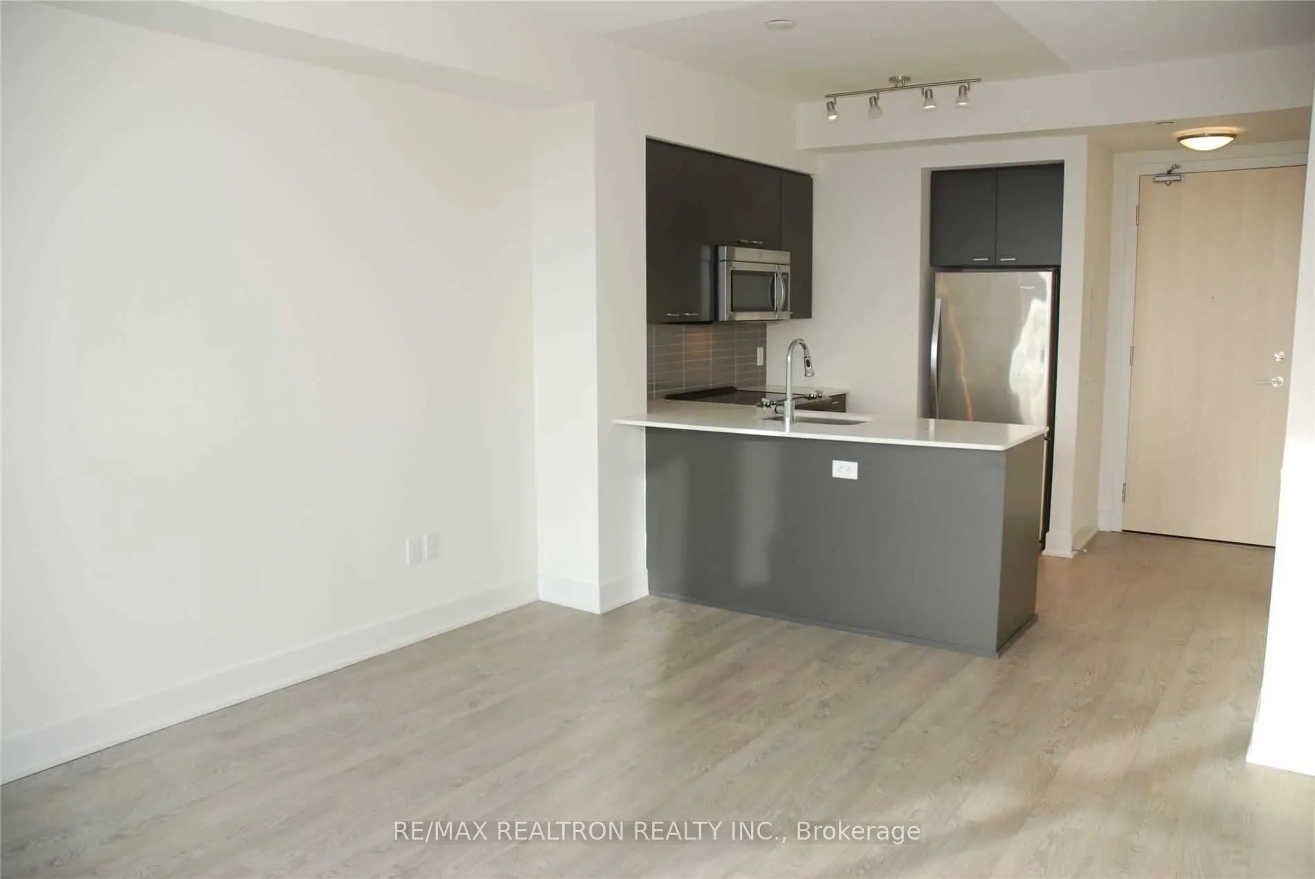 30 Roehampton Avenue, #3003