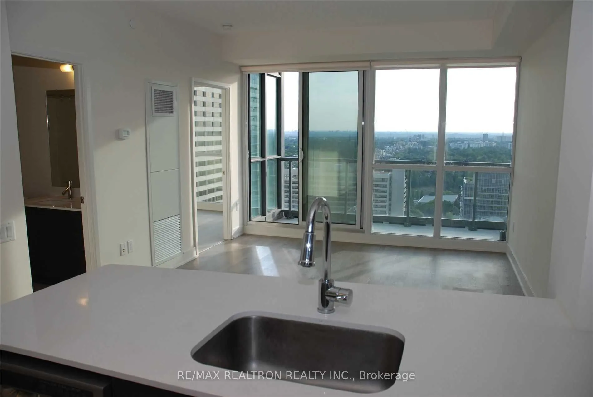 30 Roehampton Avenue, #3003