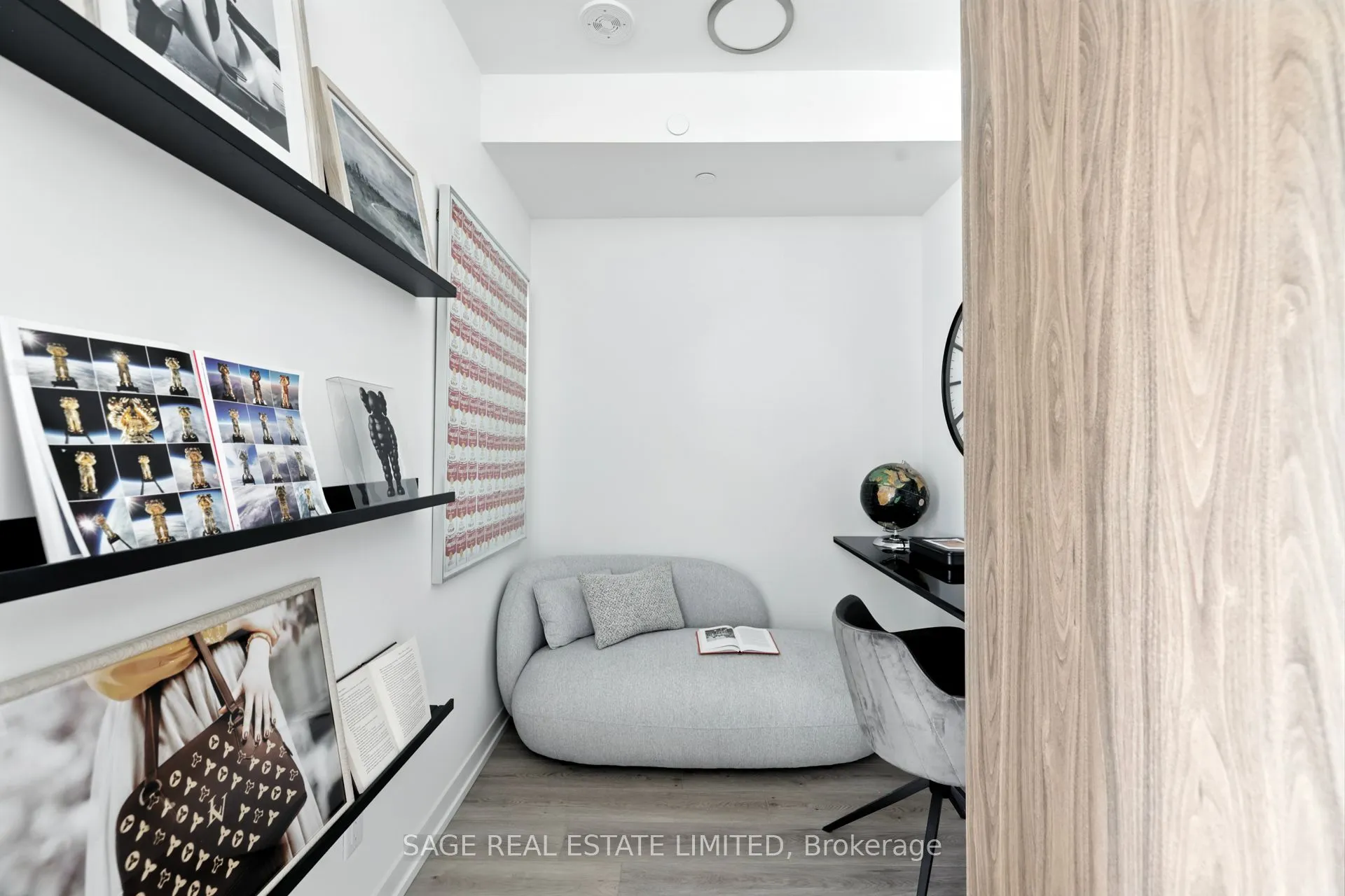 863 St Clair Avenue W, #301