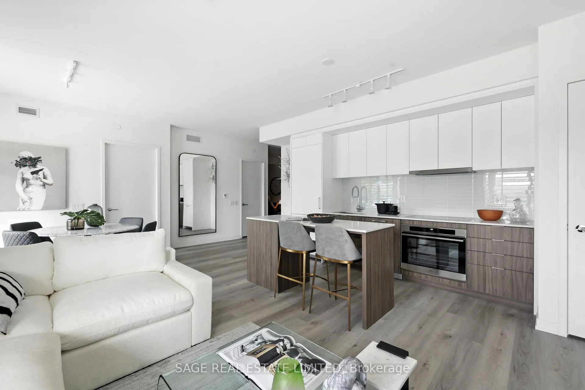 863 St Clair Avenue W, #301