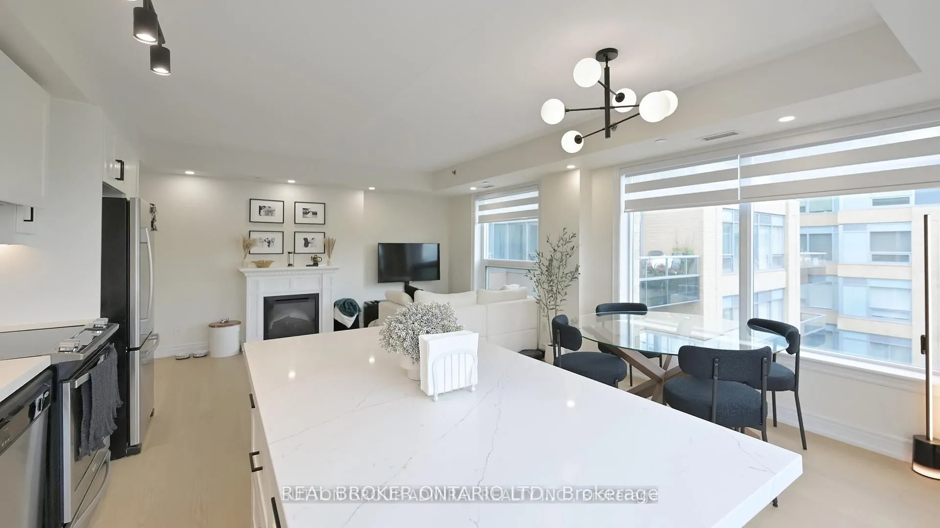 701 Sheppard Avenue W #415