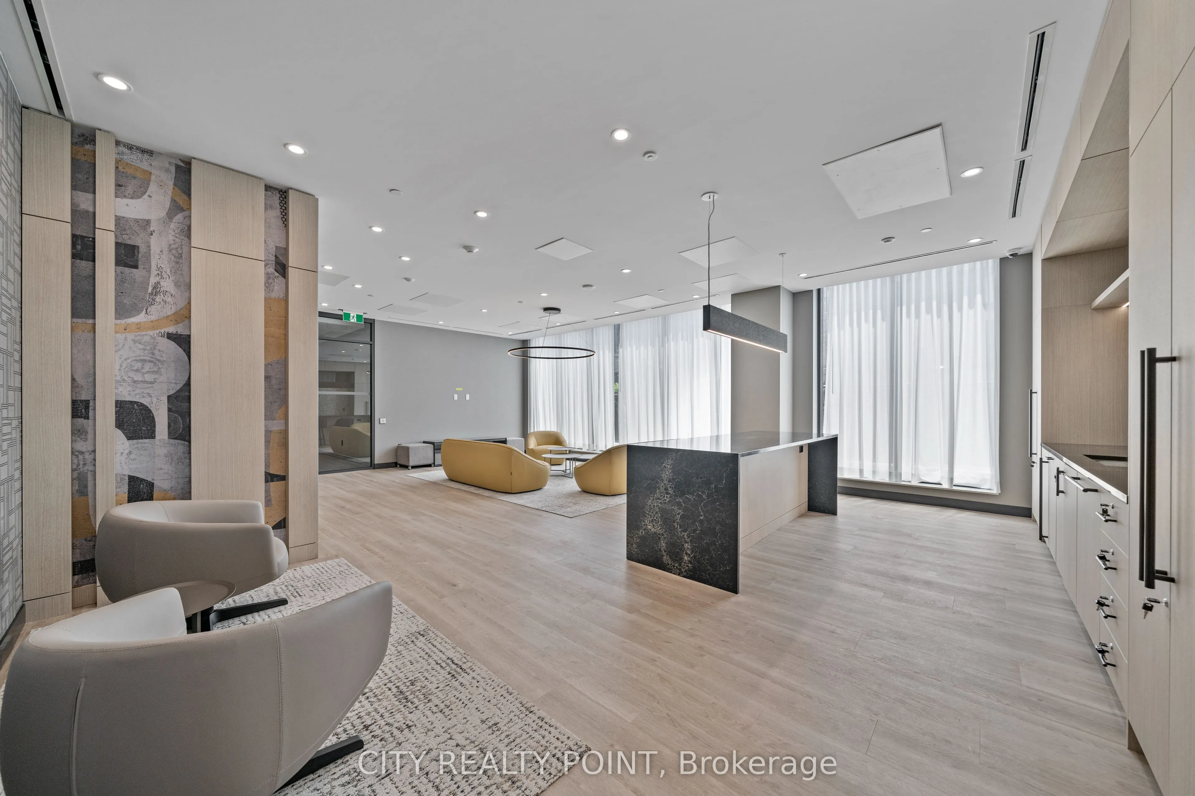 664 Spadina Avenue #1001