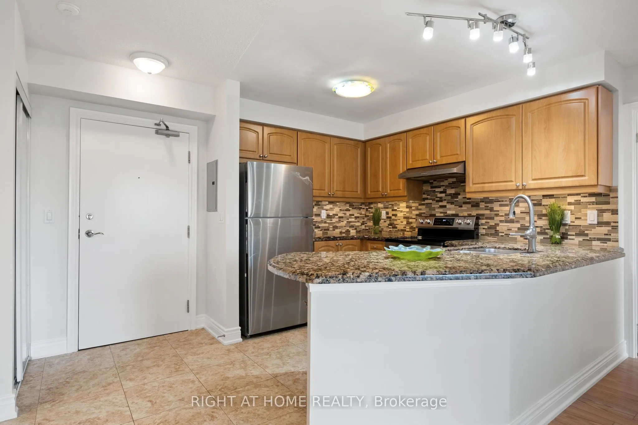 935 Sheppard Avenue W, #310