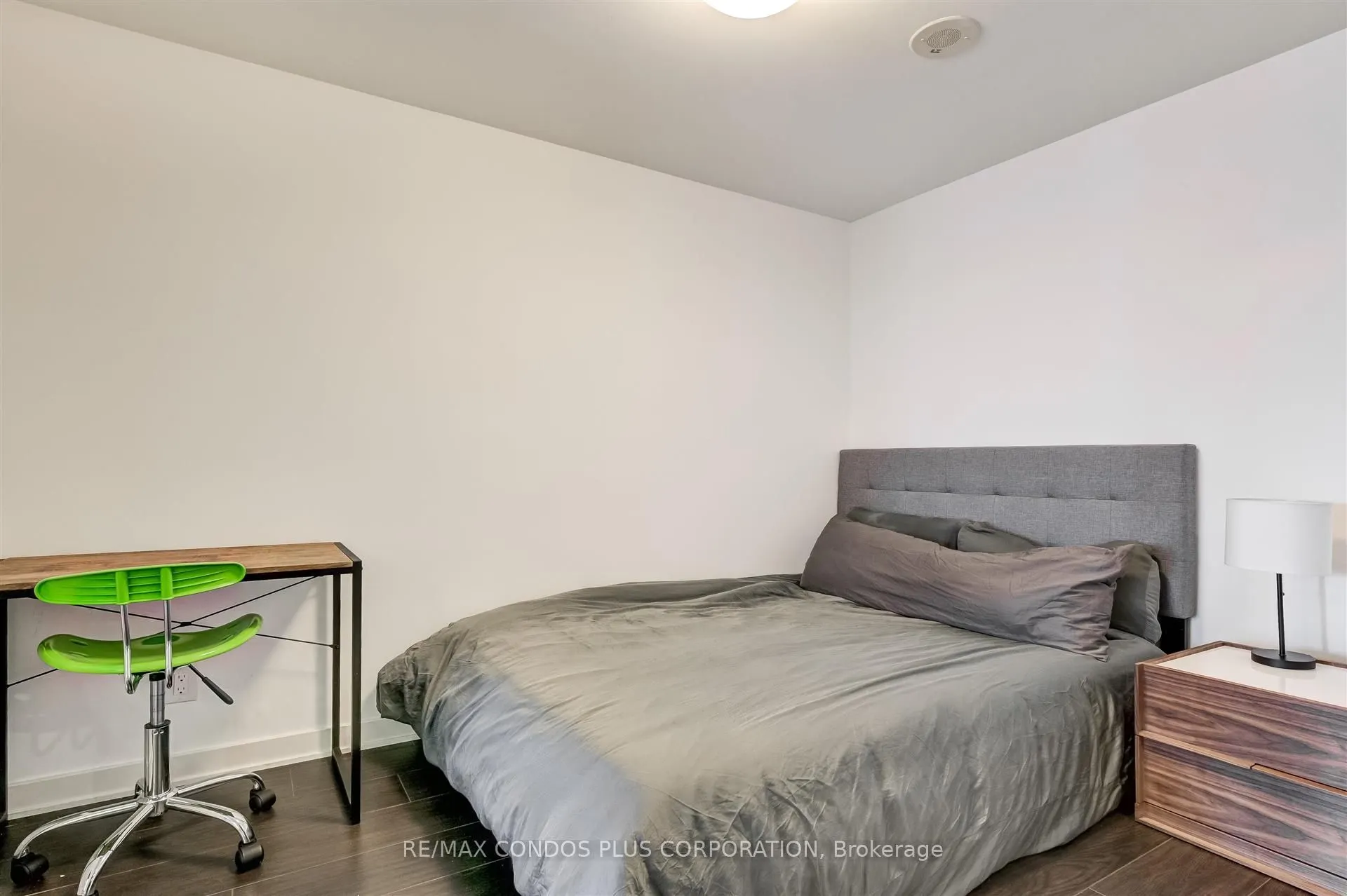 170 Sumach Street, #1407