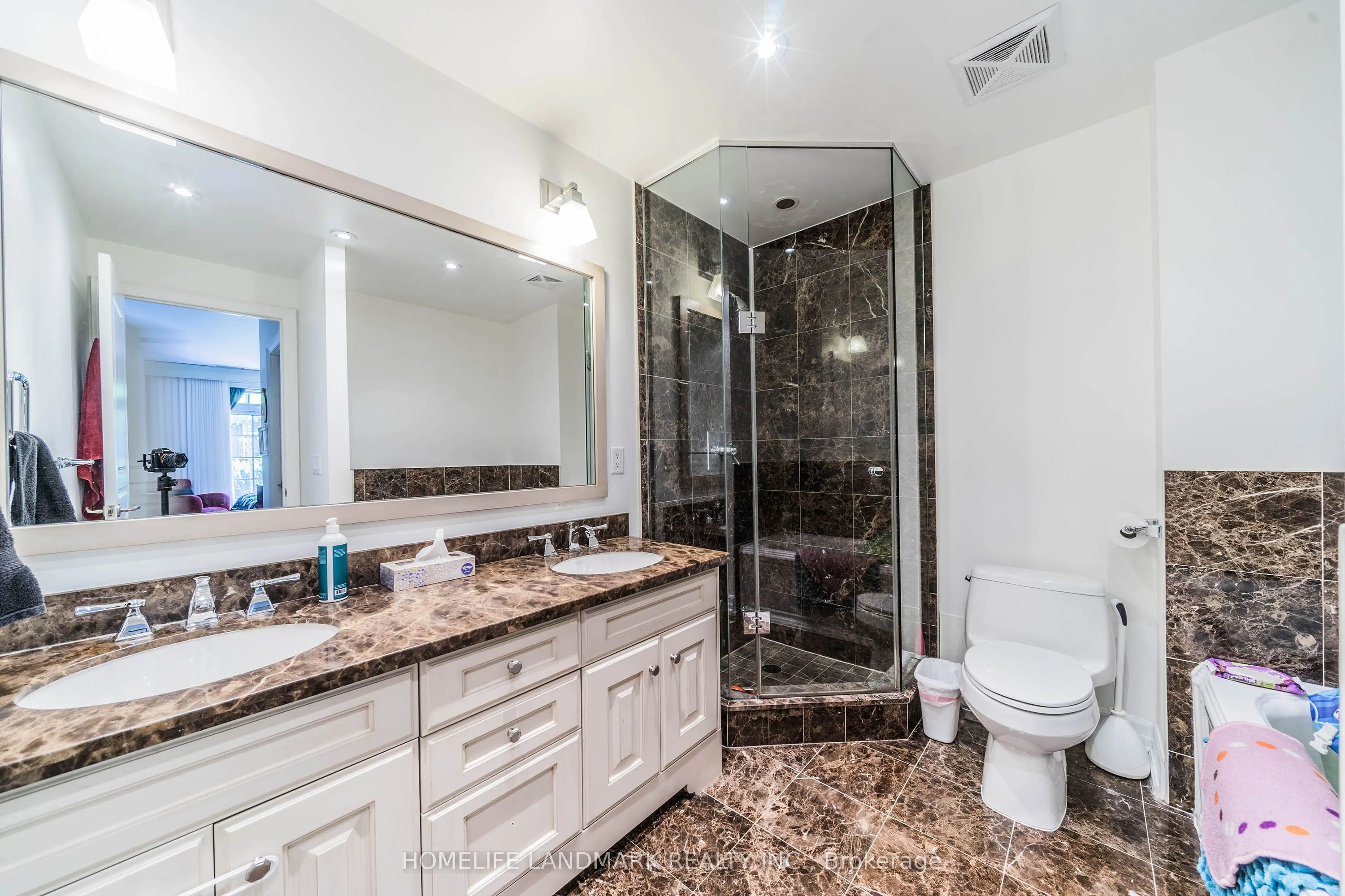 20 Burkebrook Place, #109