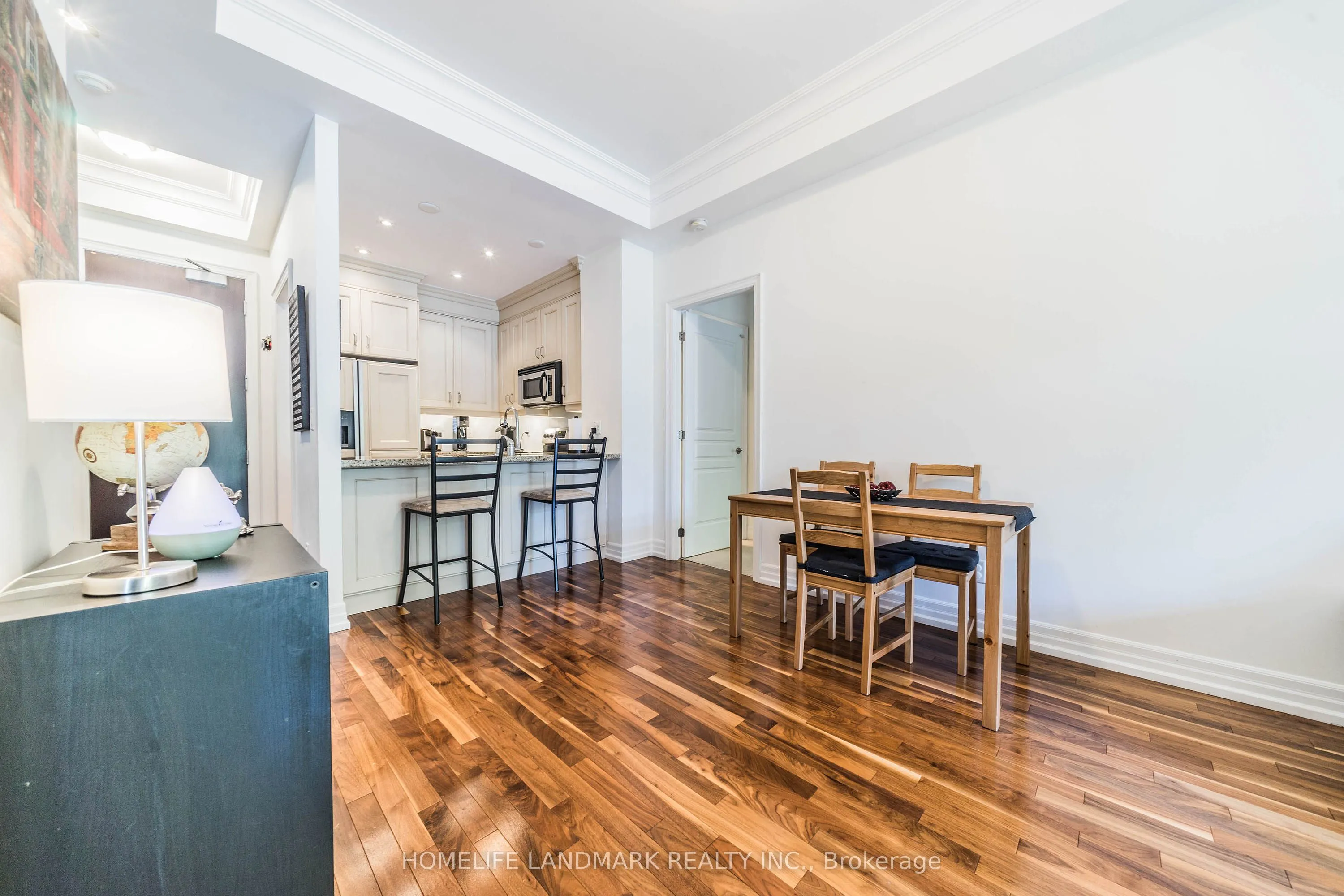 20 Burkebrook Place, #109