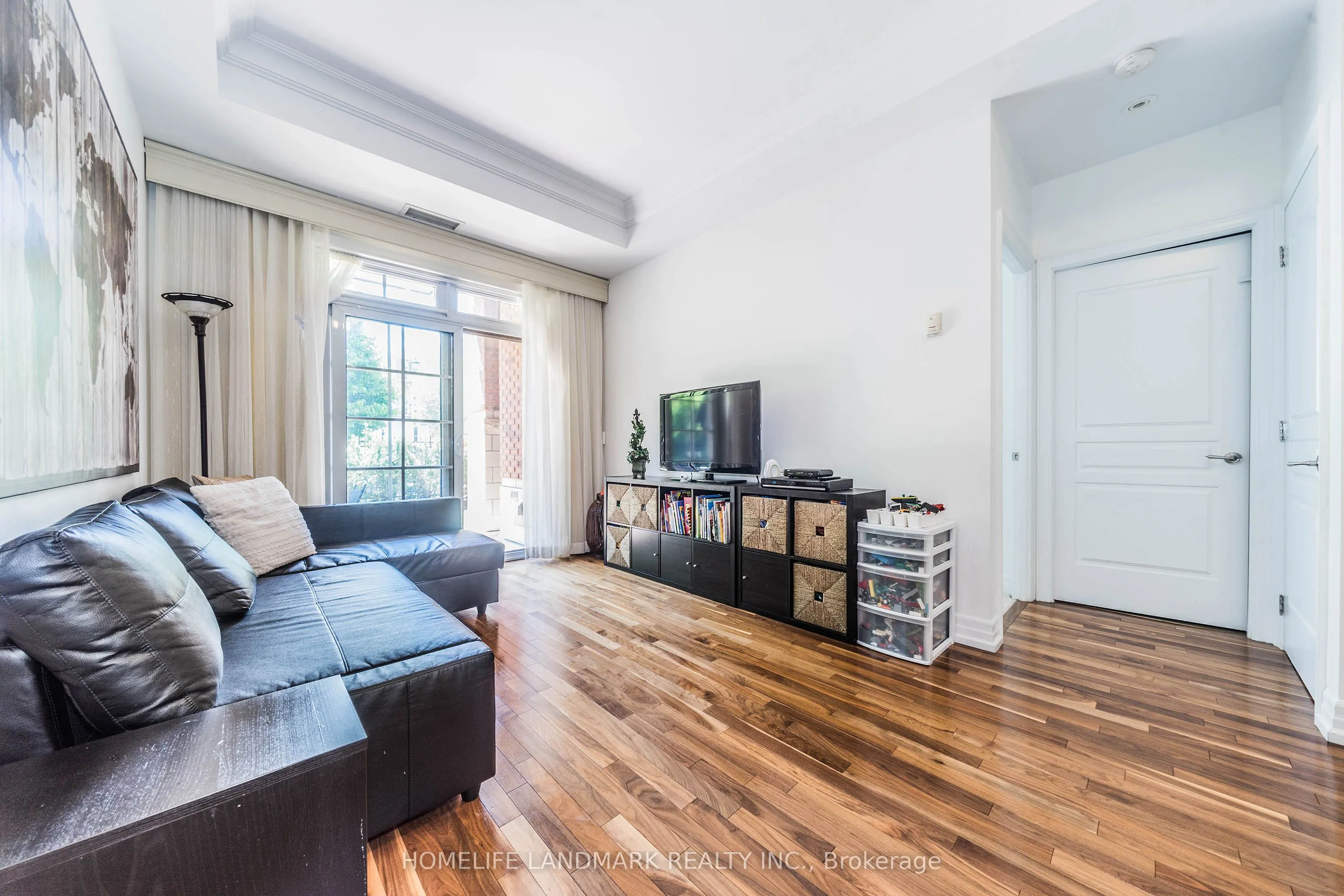 20 Burkebrook Place, #109