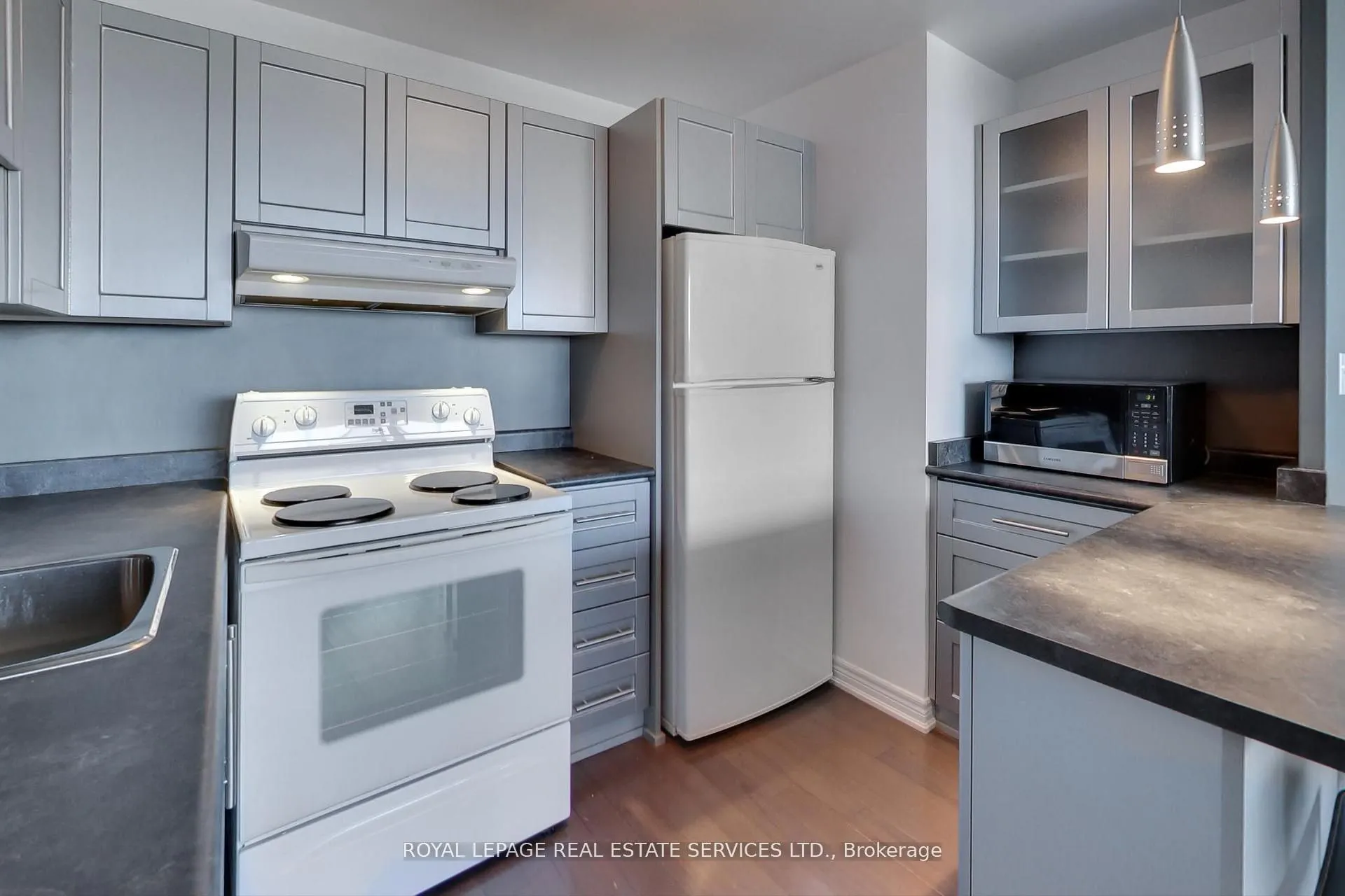40 Homewood Avenue, #1412