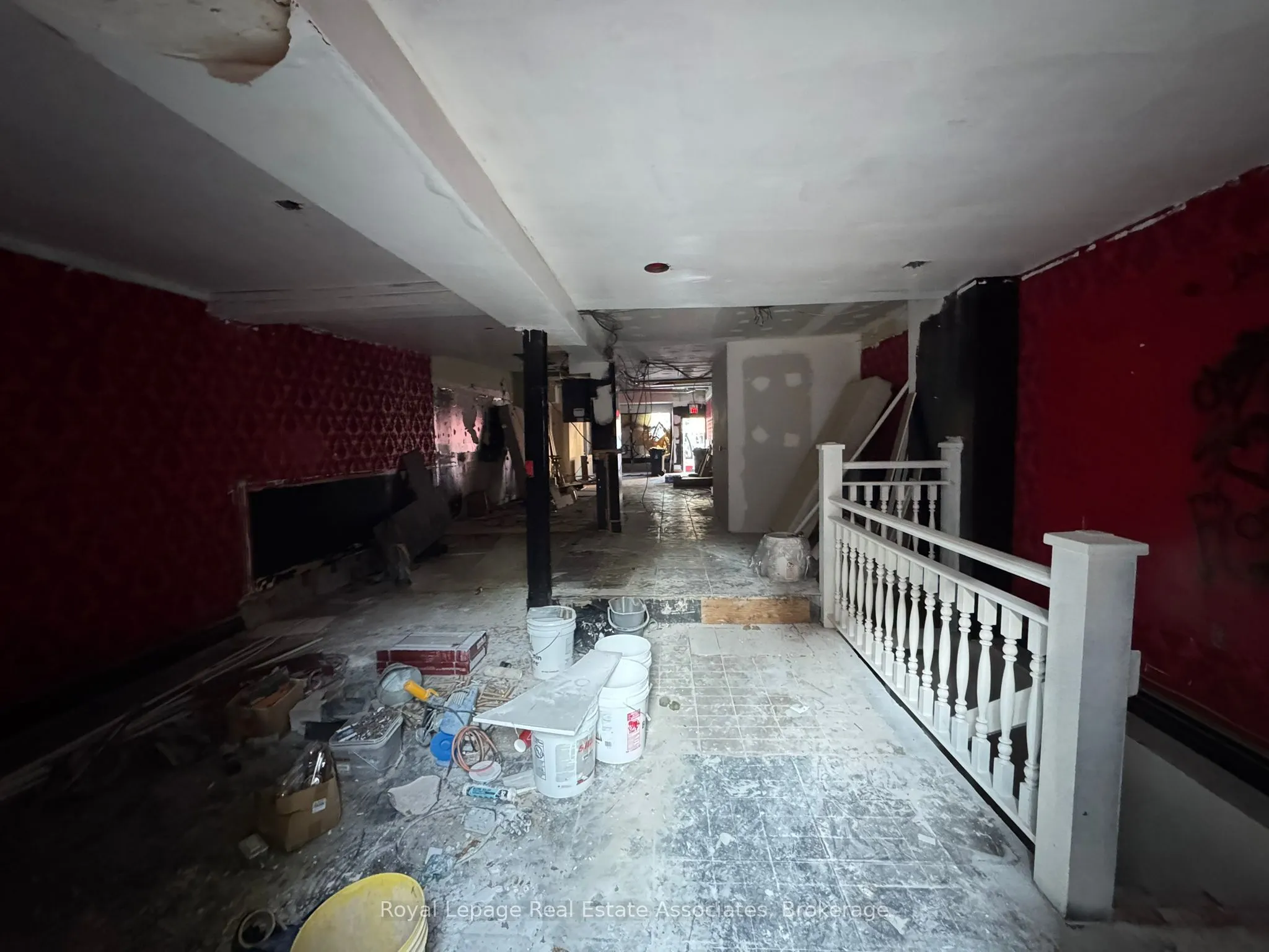 200 Bathurst Street, #Main Floor
