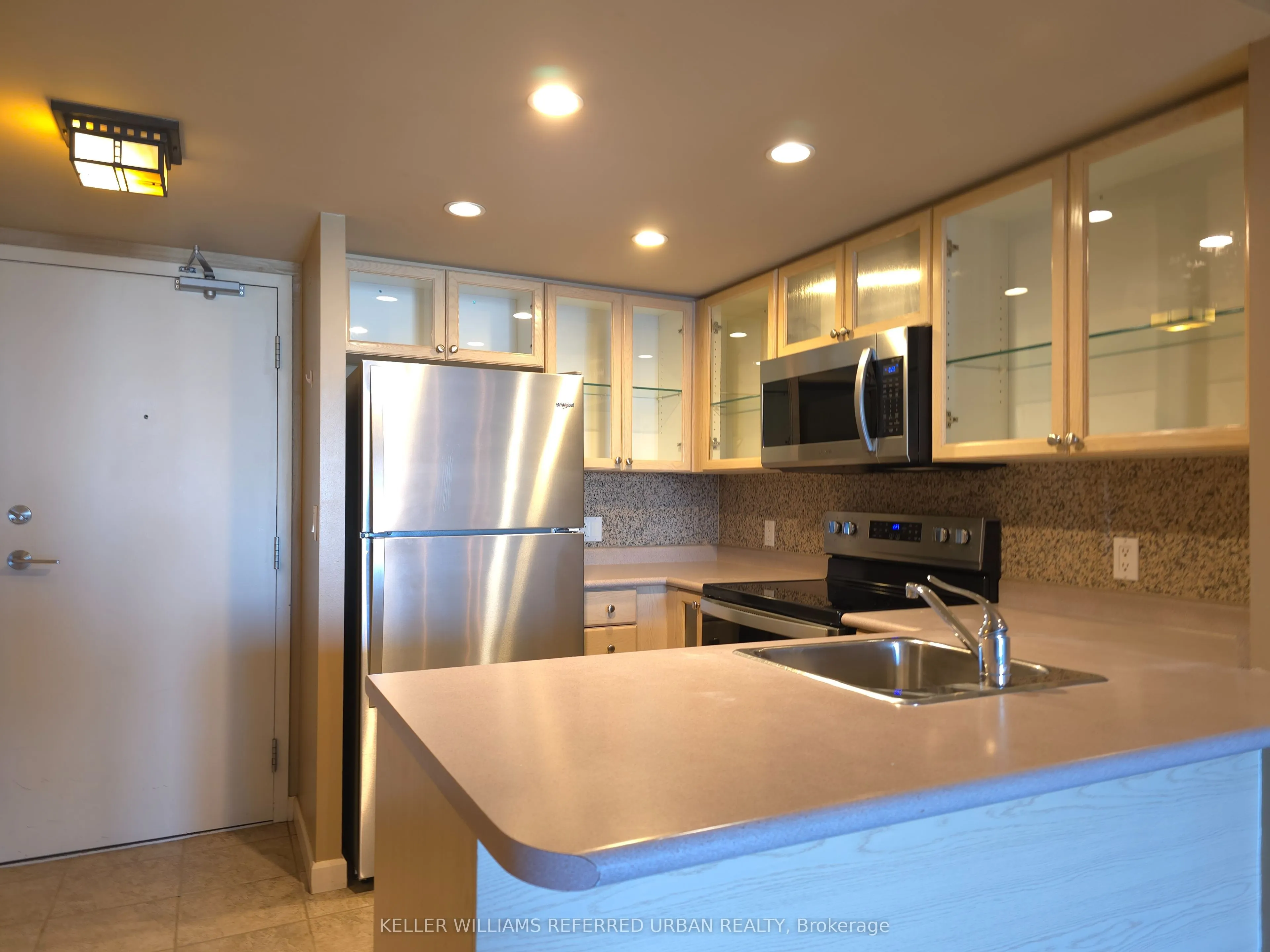 8 Park Road, #1908