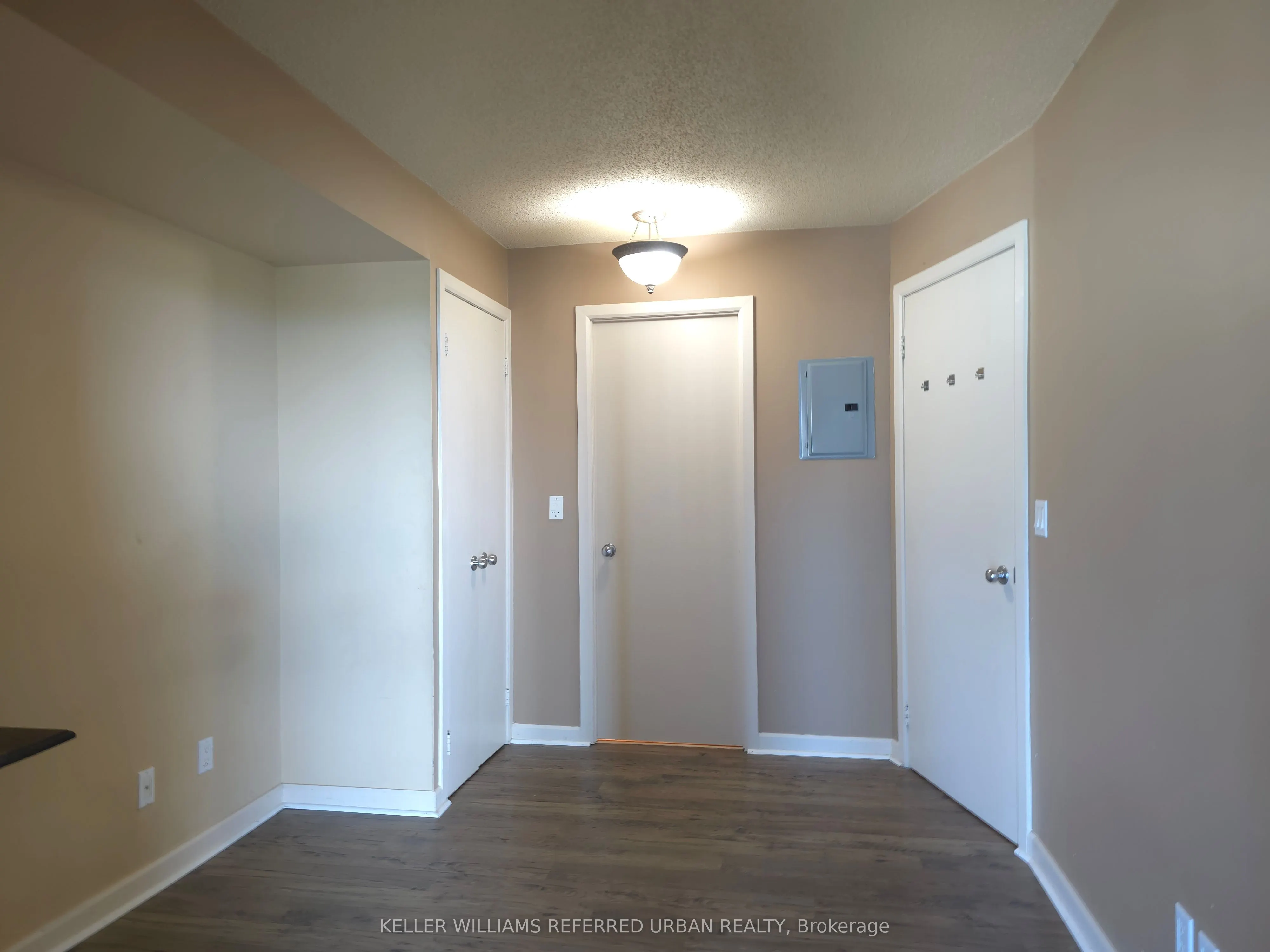 8 Park Road, #1908