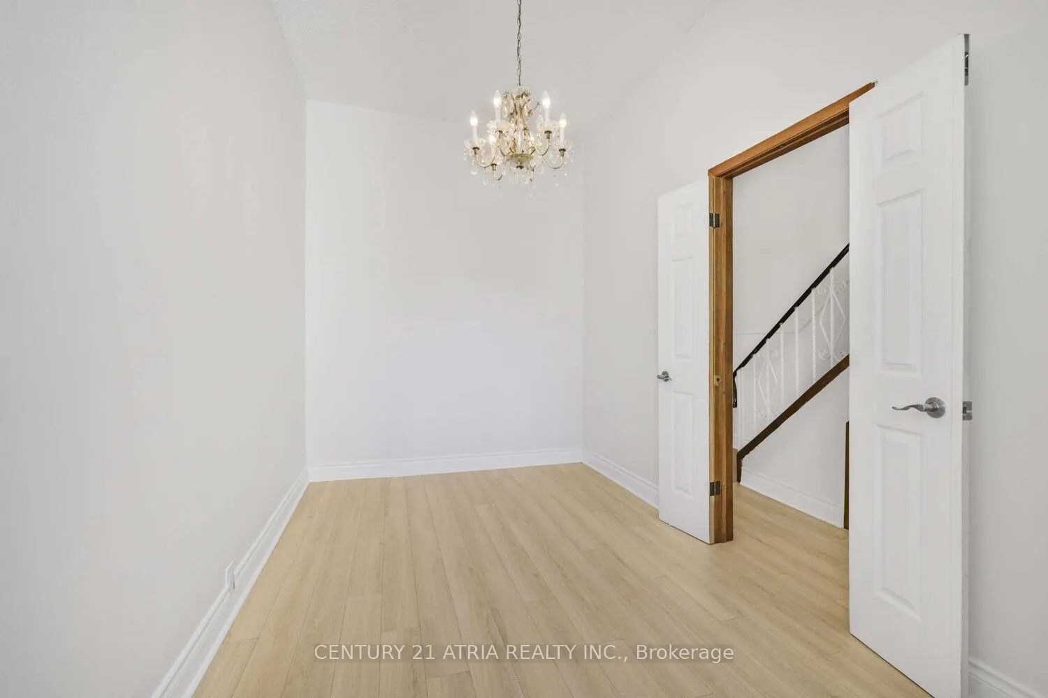 81 Montrose Avenue