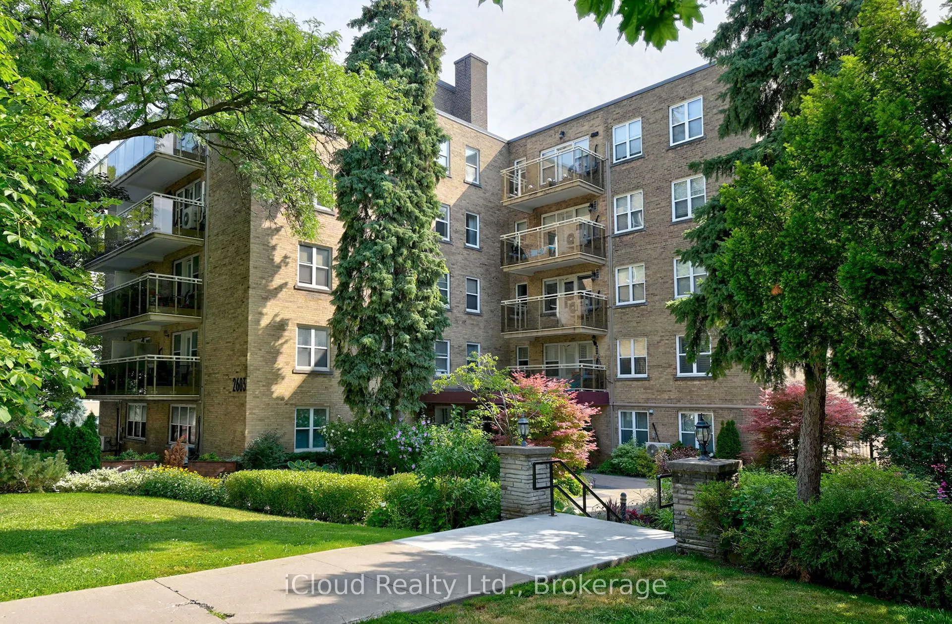 2603 Bathurst Street, #101