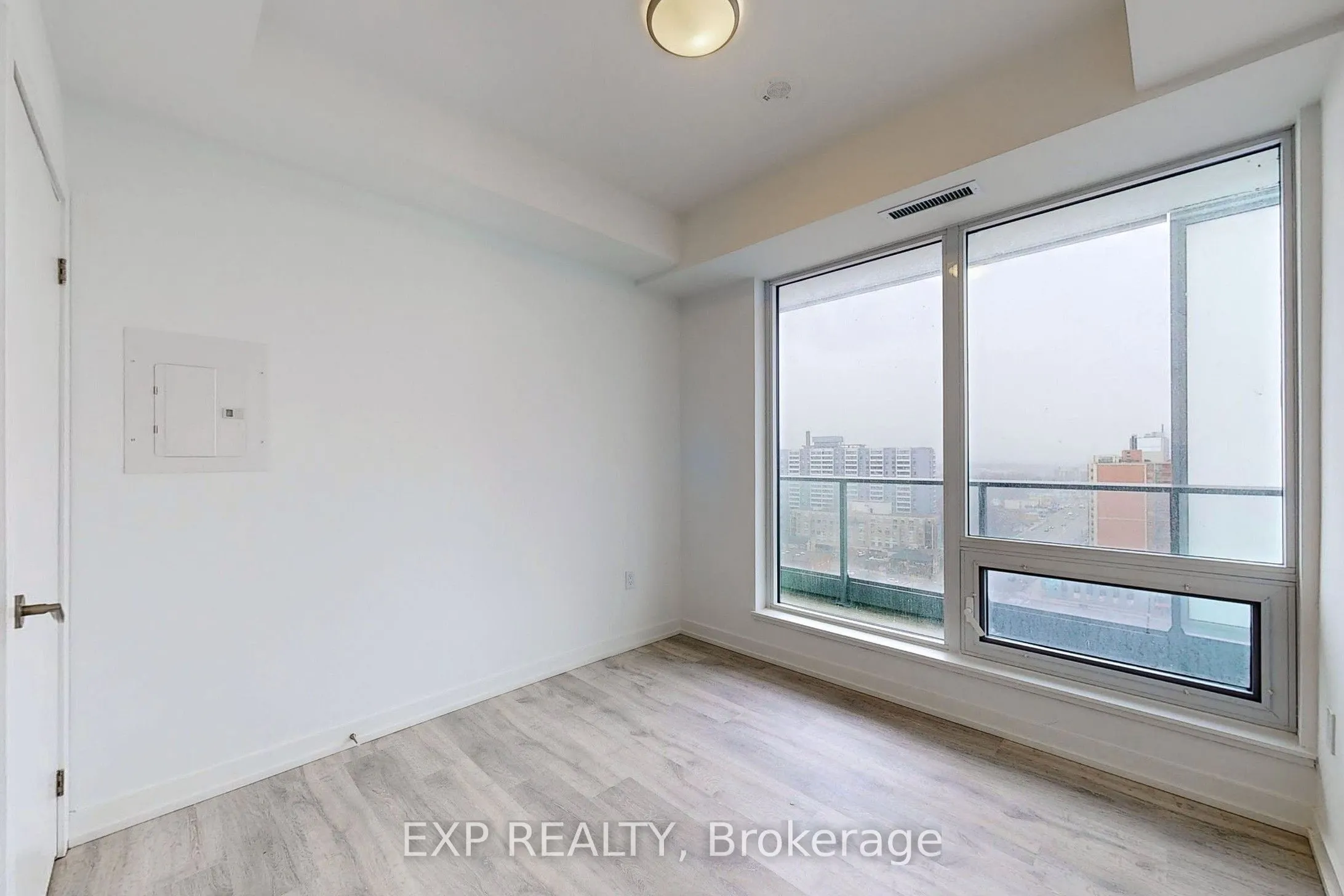 7 Golden Lion Hts Avenue, #1409