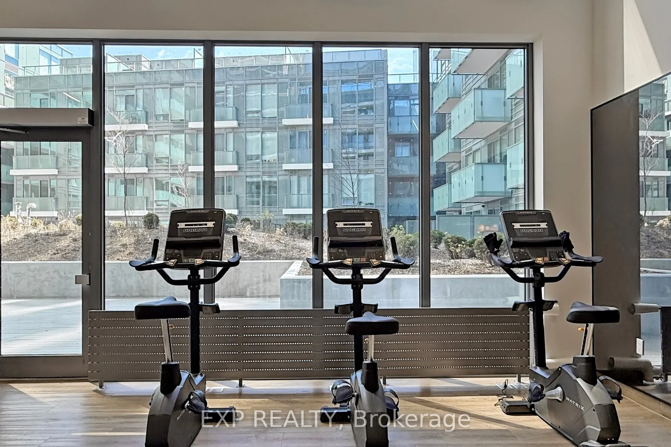 7 Golden Lion Hts Avenue, #1409