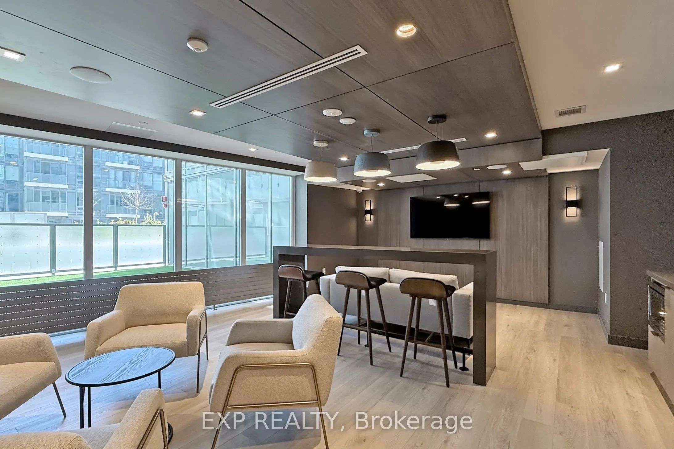 7 Golden Lion Hts Avenue, #1409