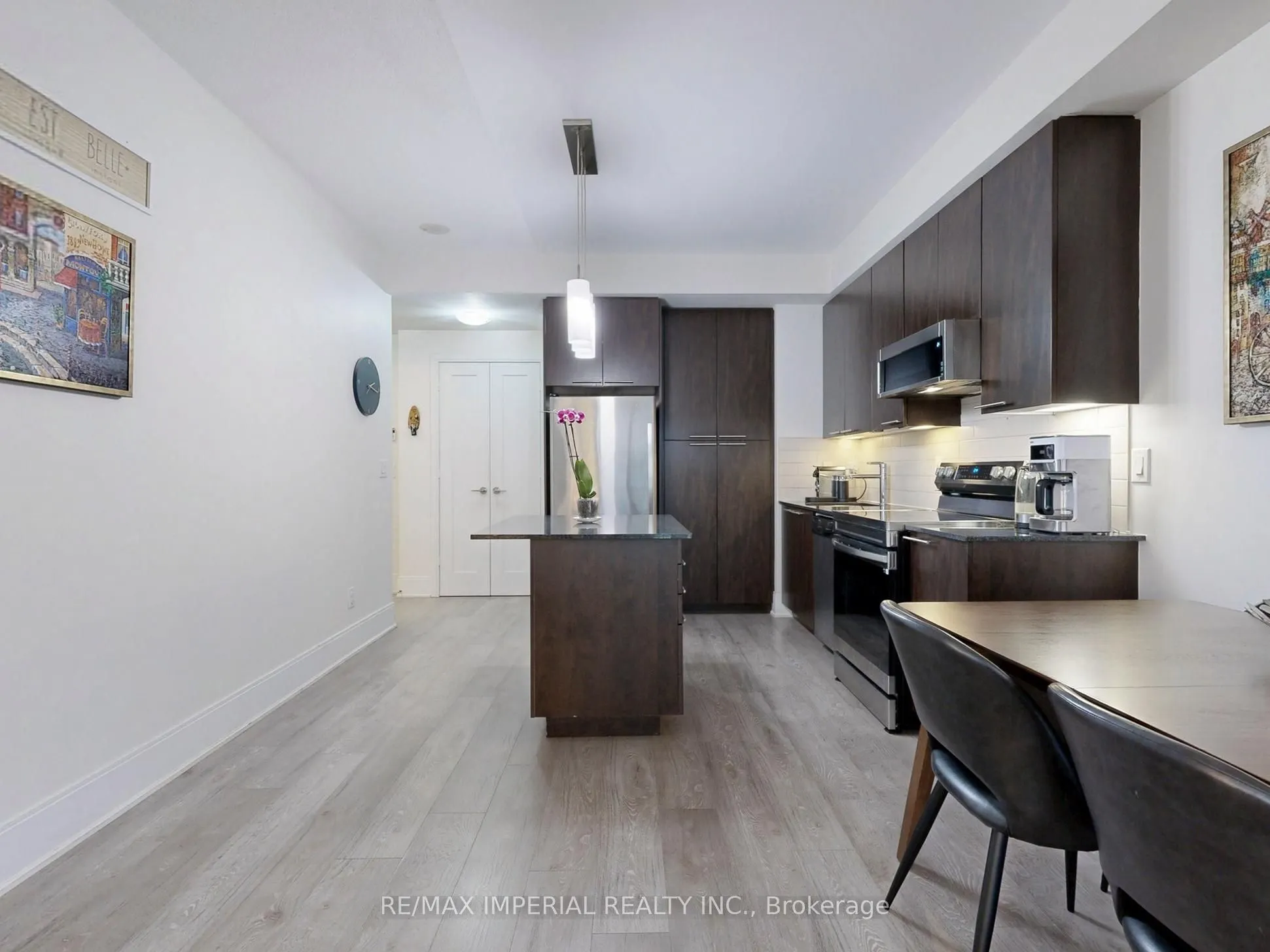 25 Broadway Avenue, #2004