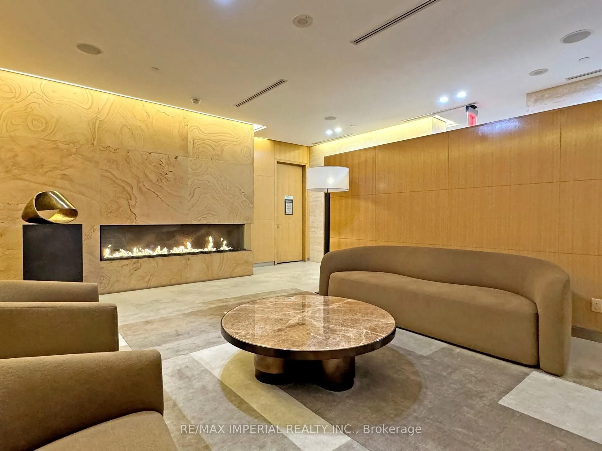 25 Broadway Avenue, #2004