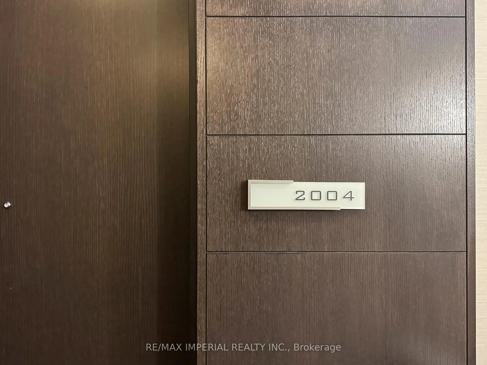 25 Broadway Avenue, #2004