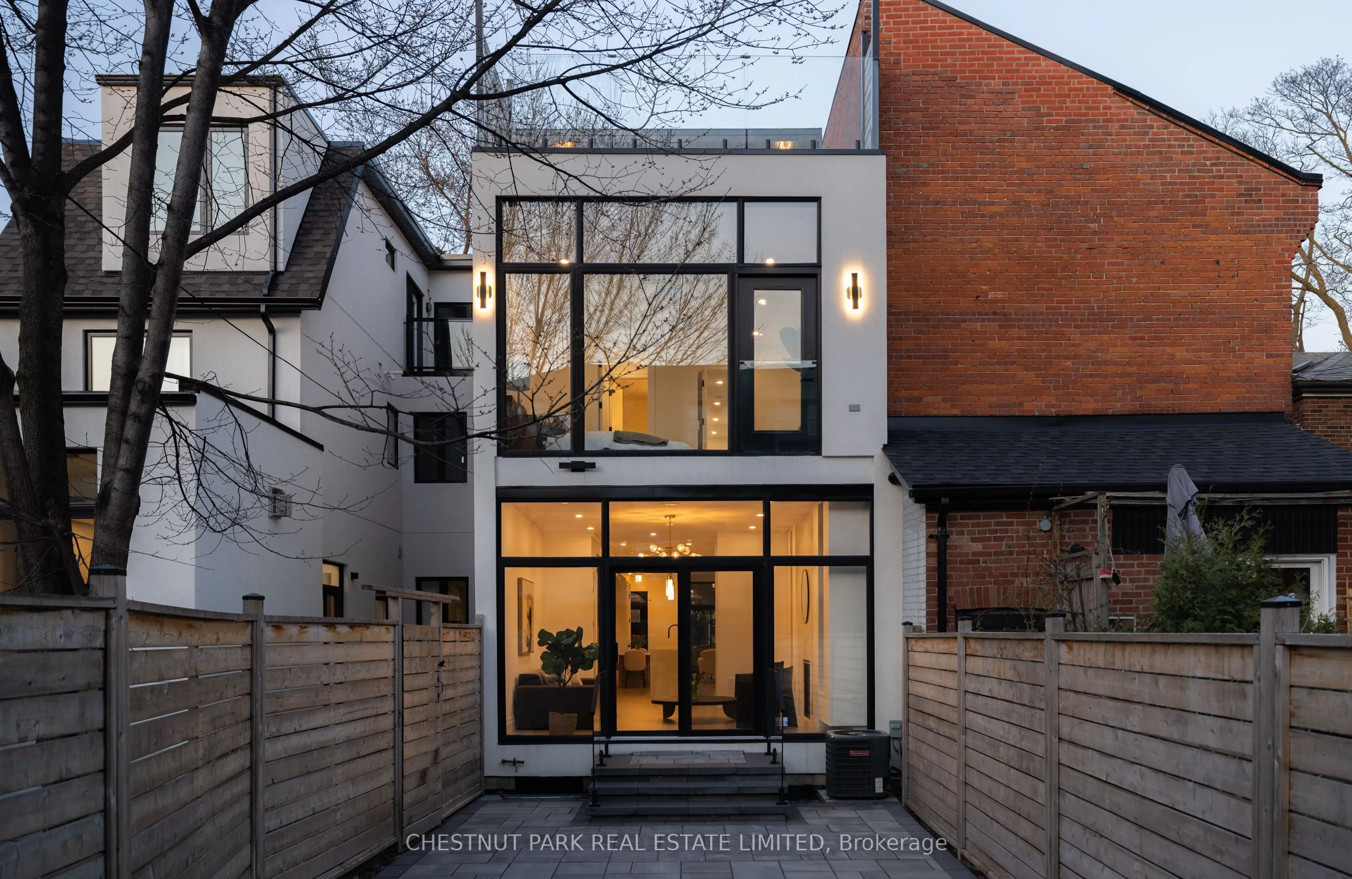 112 Givins Street