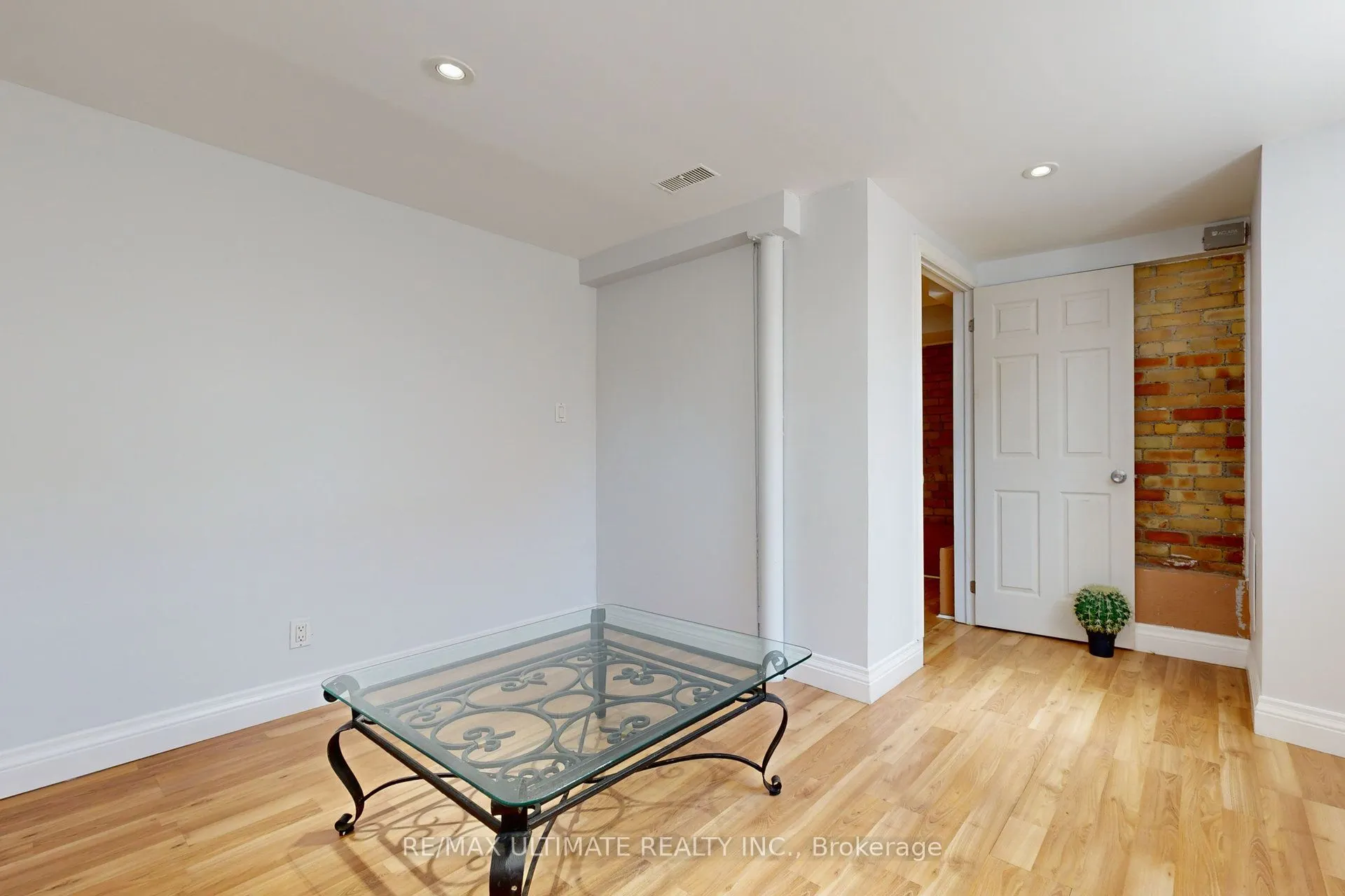 470 Oriole Parkway, #Apt 5