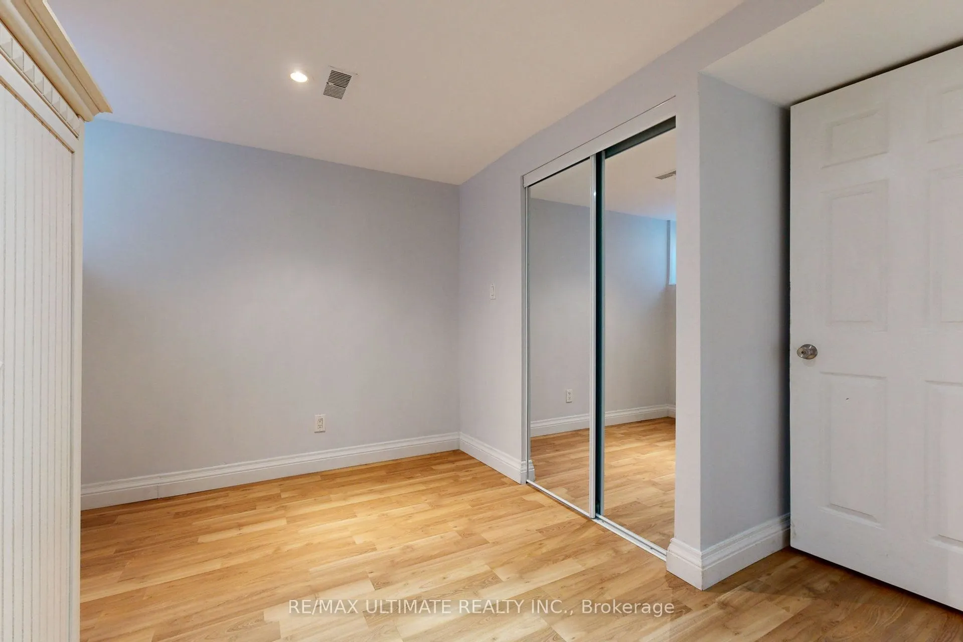 470 Oriole Parkway, #Apt 5